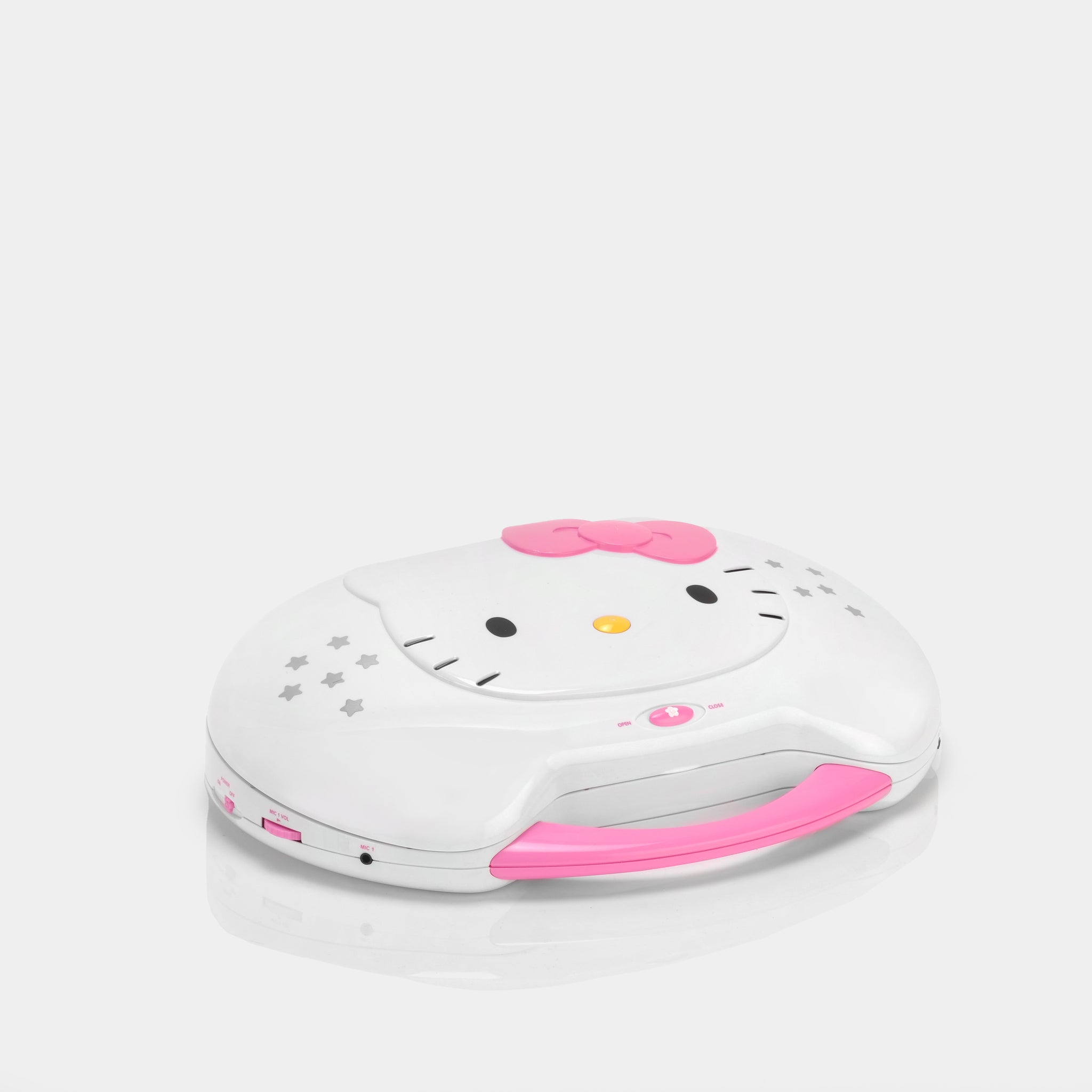  Hello Kitty CD Karaoke System/CD Player : Musical Instruments