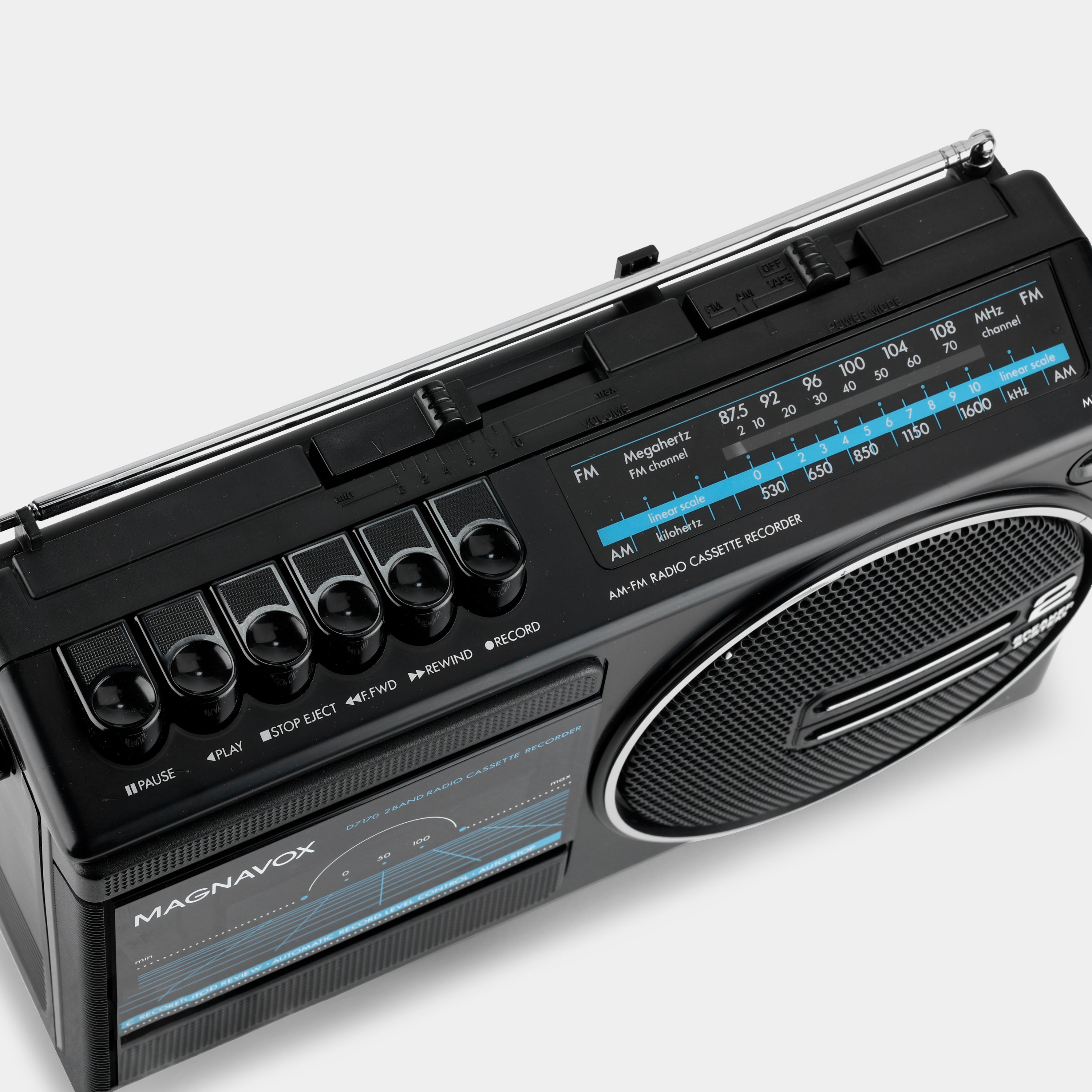 Magnavox D7170 AM/FM Boombox Cassette Recorder and Player