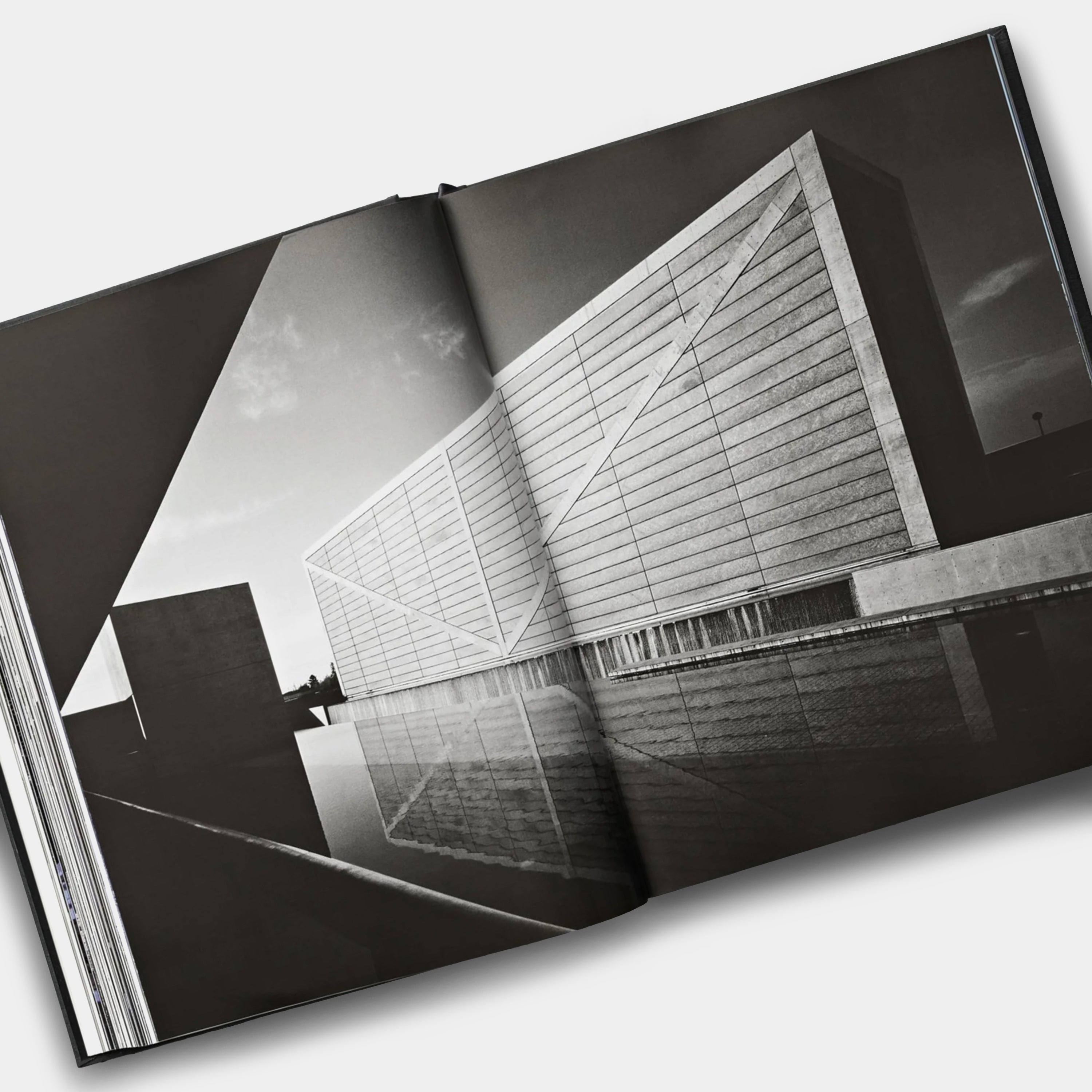 Ando: Complete Works 1975–Today (2023 Edition) XXL Taschen Book