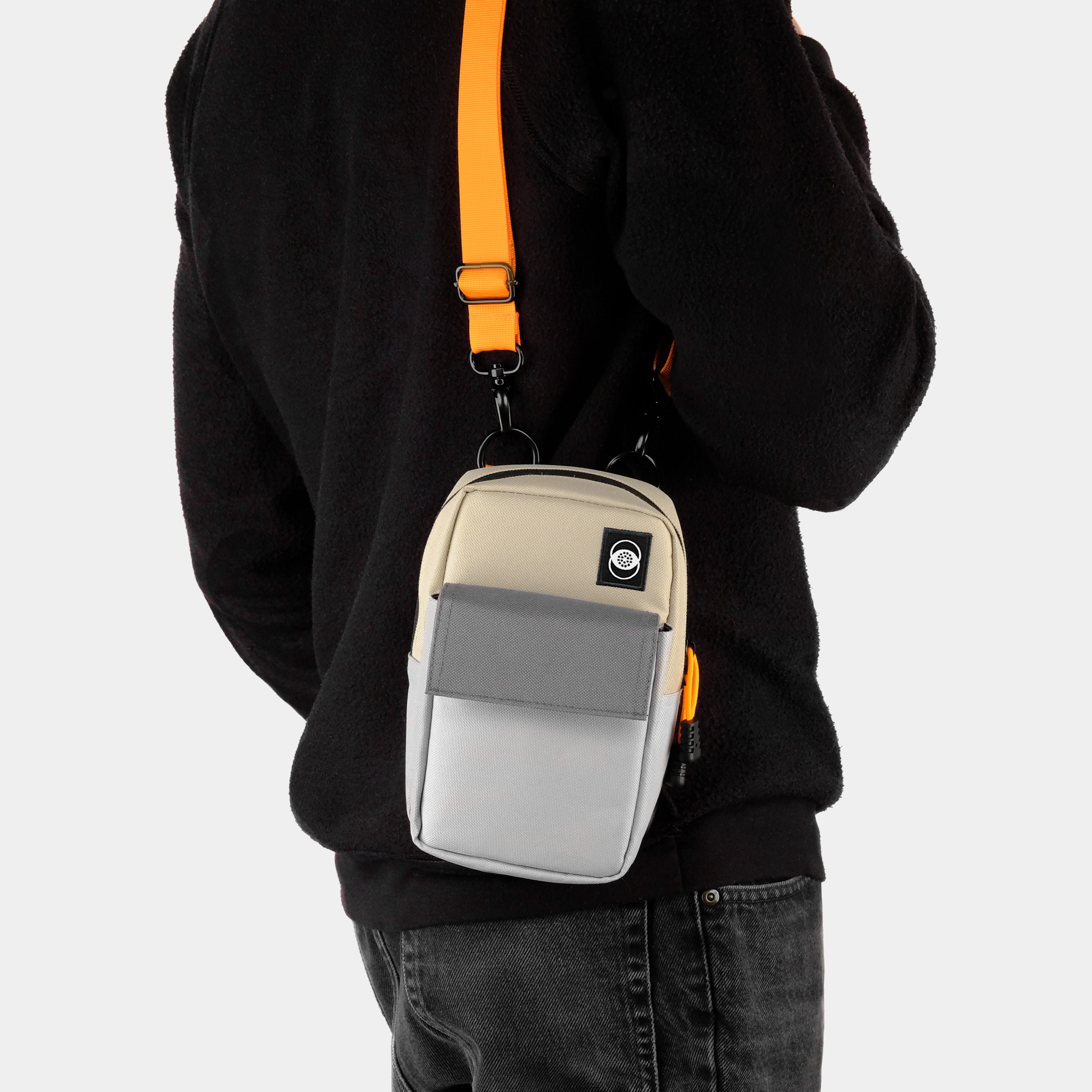 Discounted Retrospekt SX-70 Original Manual Focus Colorblock Camera Bag