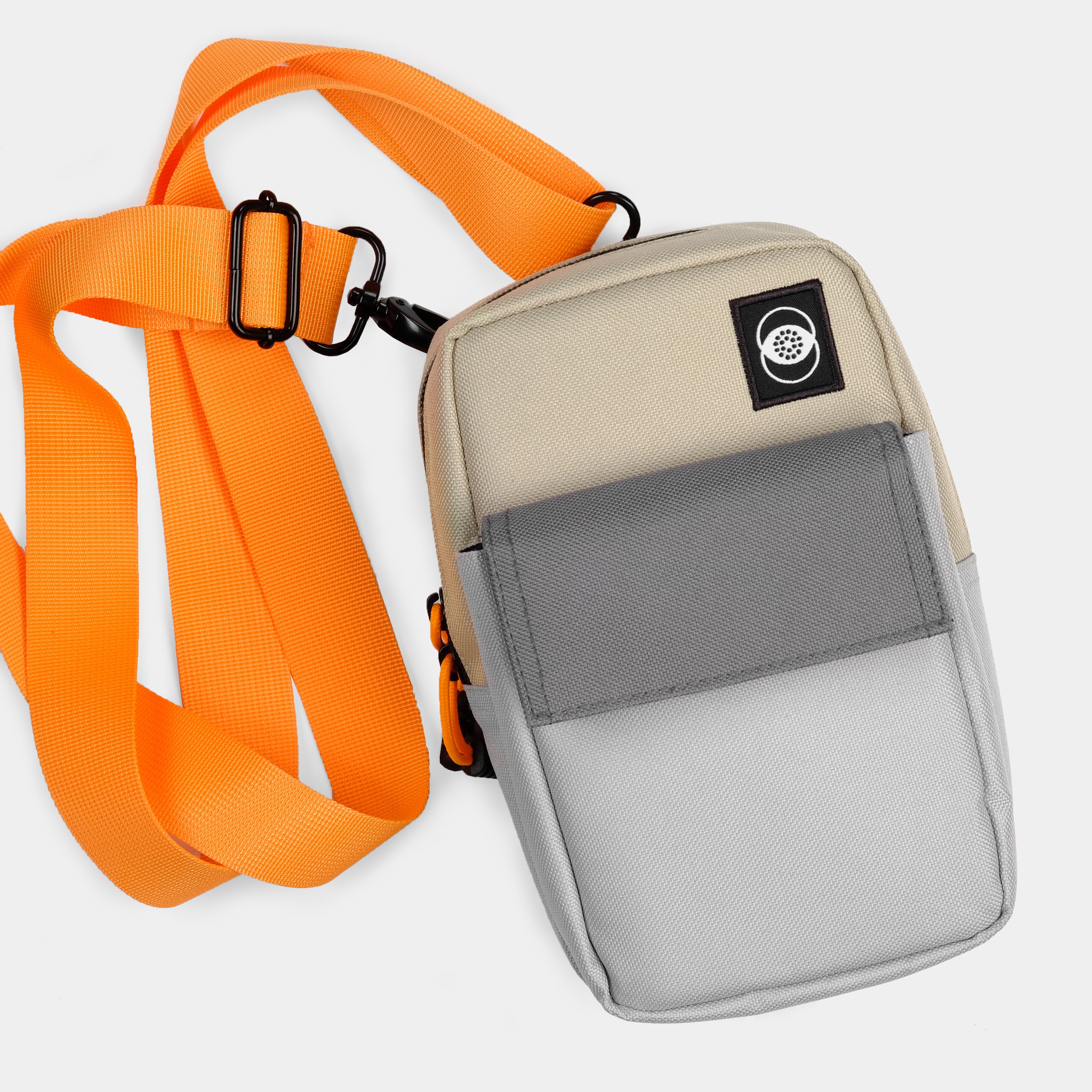 Discounted Retrospekt SX-70 Original Manual Focus Colorblock Camera Bag