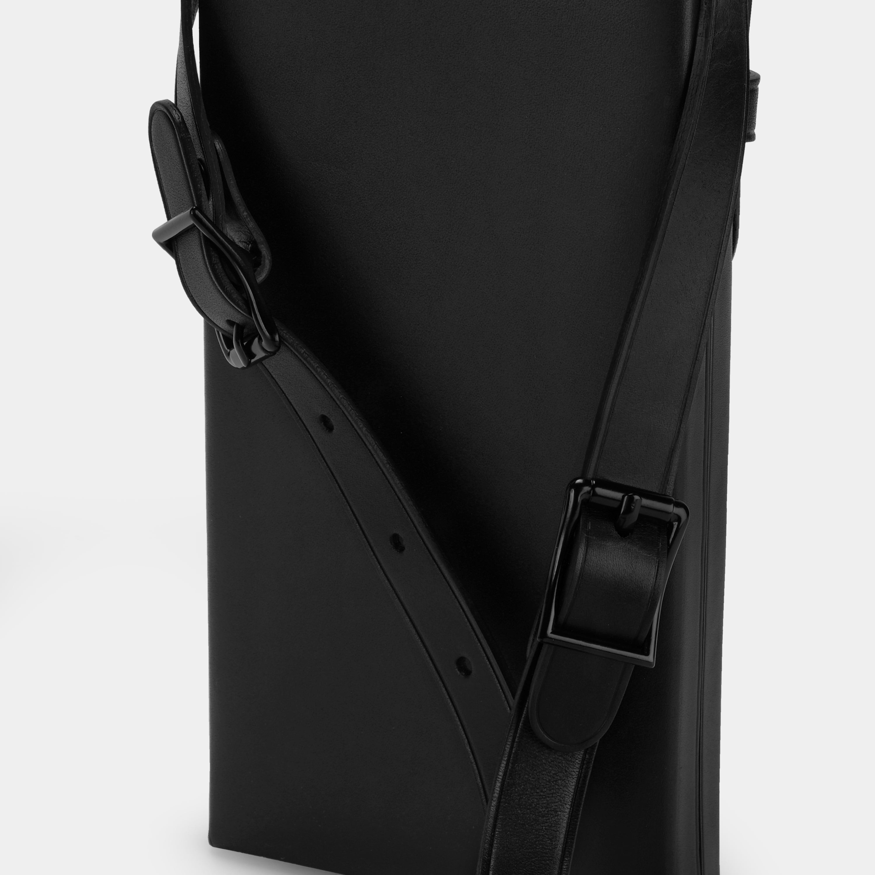 Retrospekt SX-70 Sonar Autofocus Black Leather Camera Sleeve