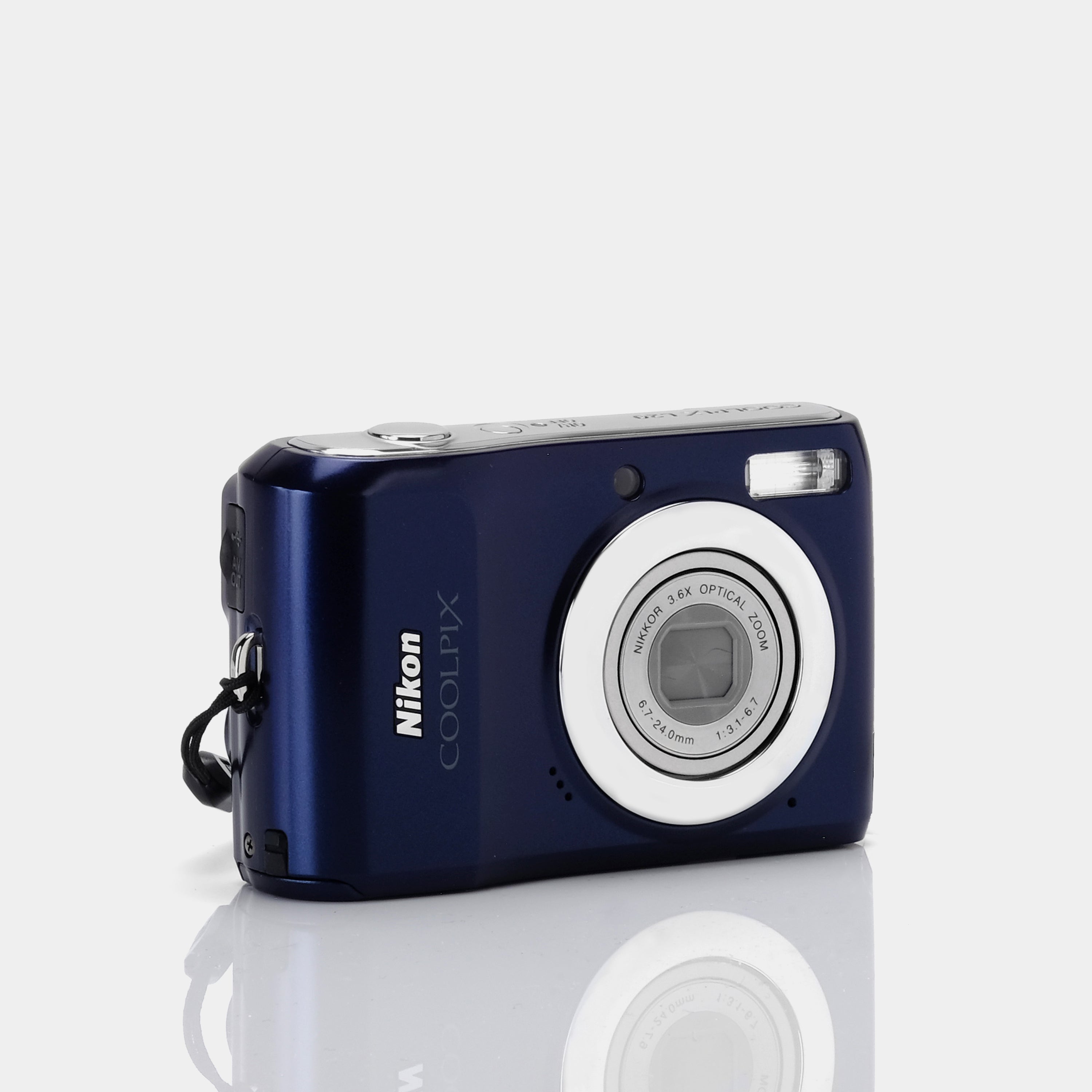 Nikon Coolpix L20 Blue Point and Shoot Digital Camera
