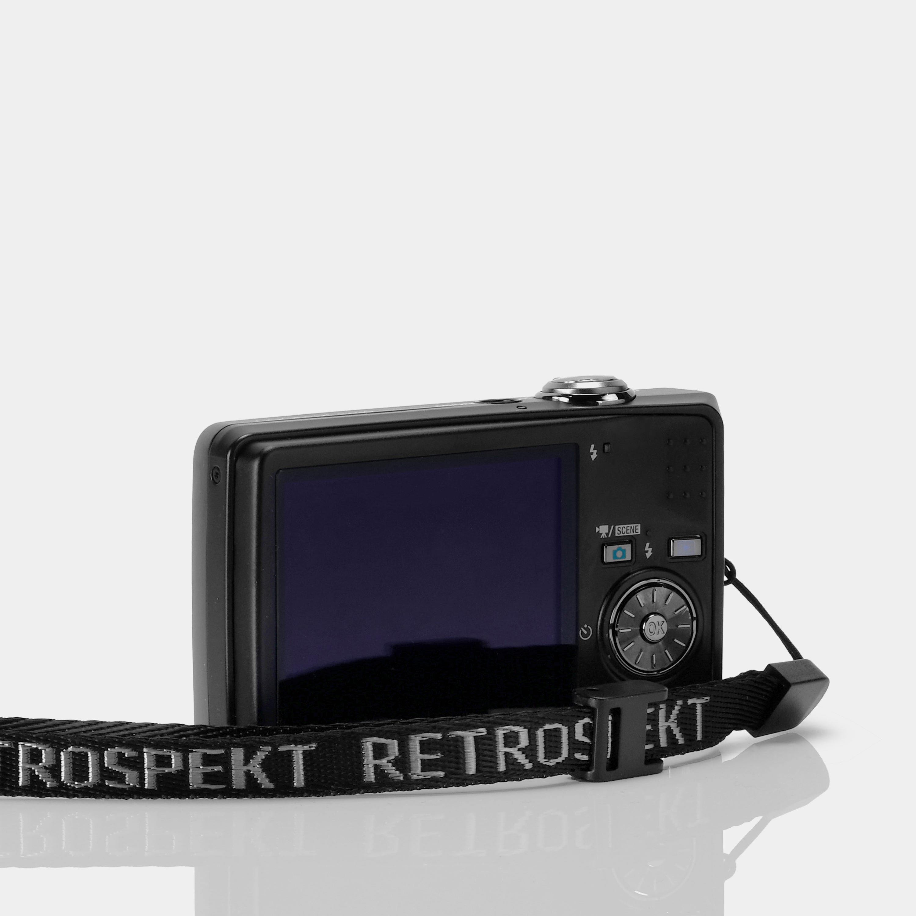 Nikon Coolpix S630 Point and Shoot Digital Camera