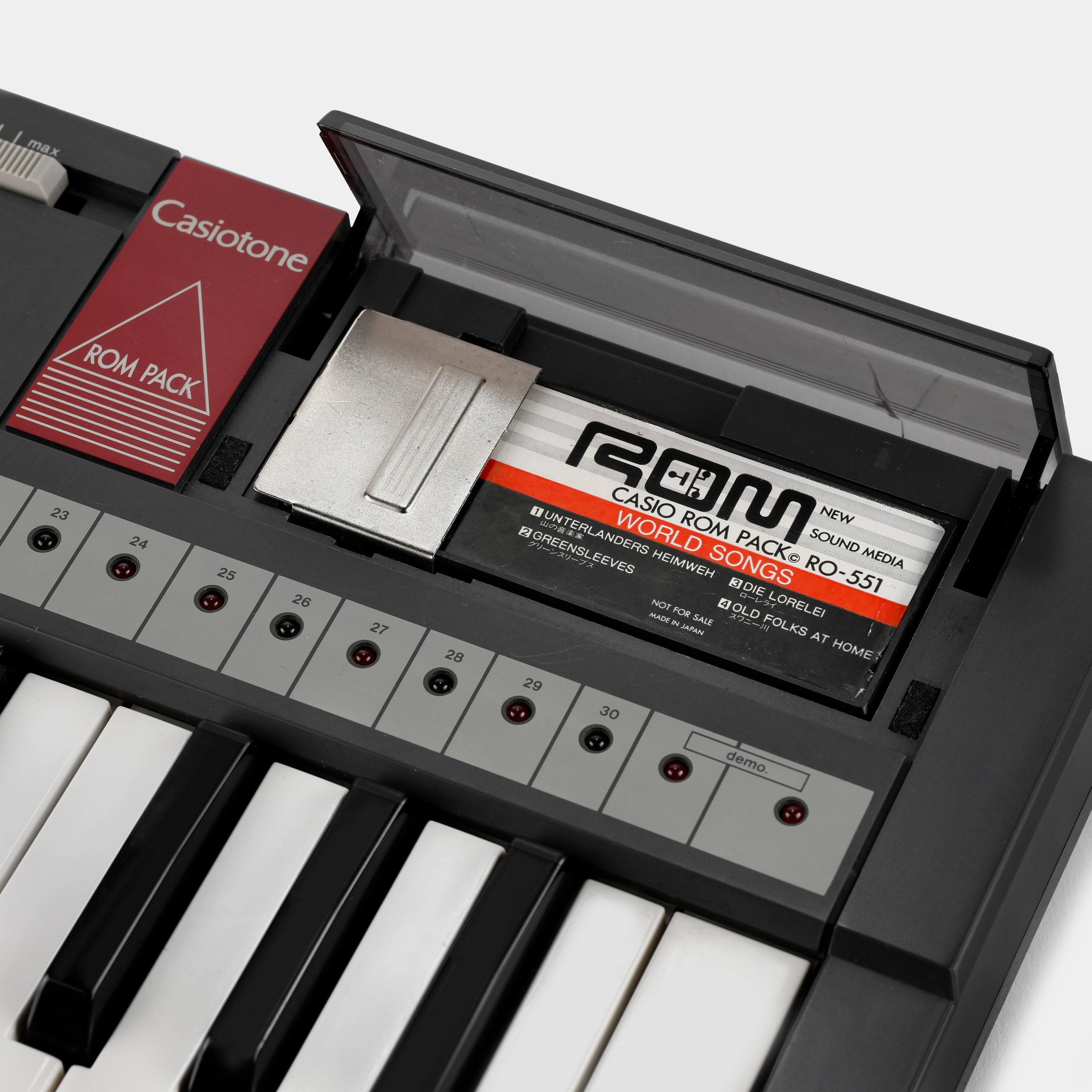 Casio MT-18 Synthesizer Keyboard