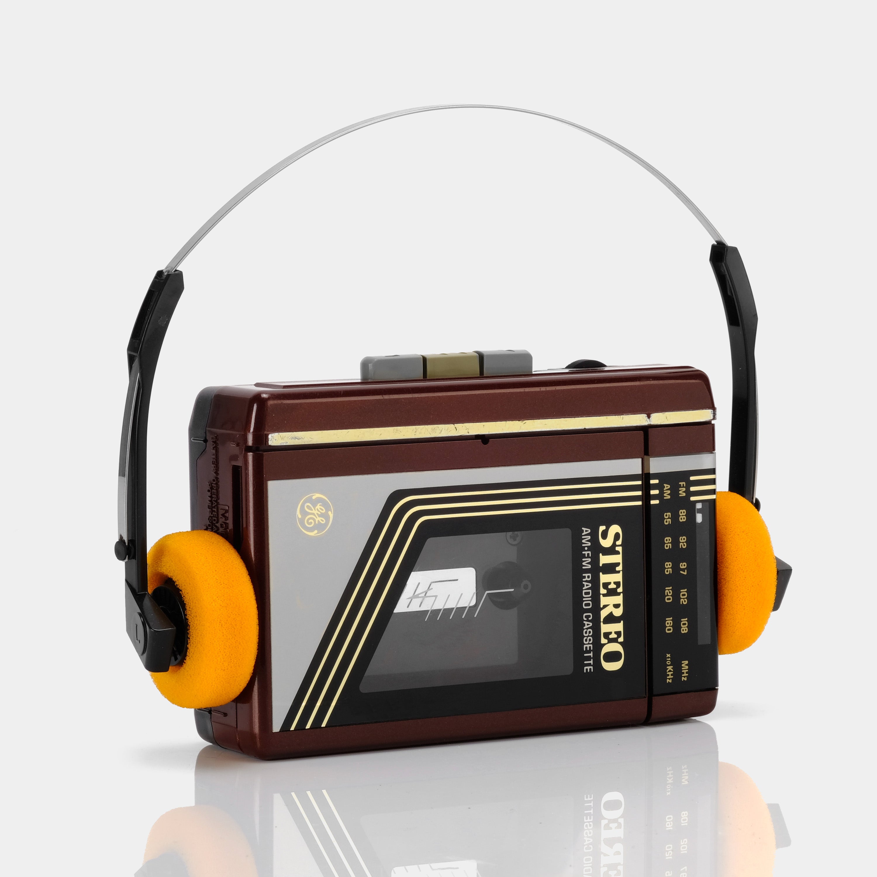 General Electric Model No. 3-5471A AM/FM Portable Cassette Player