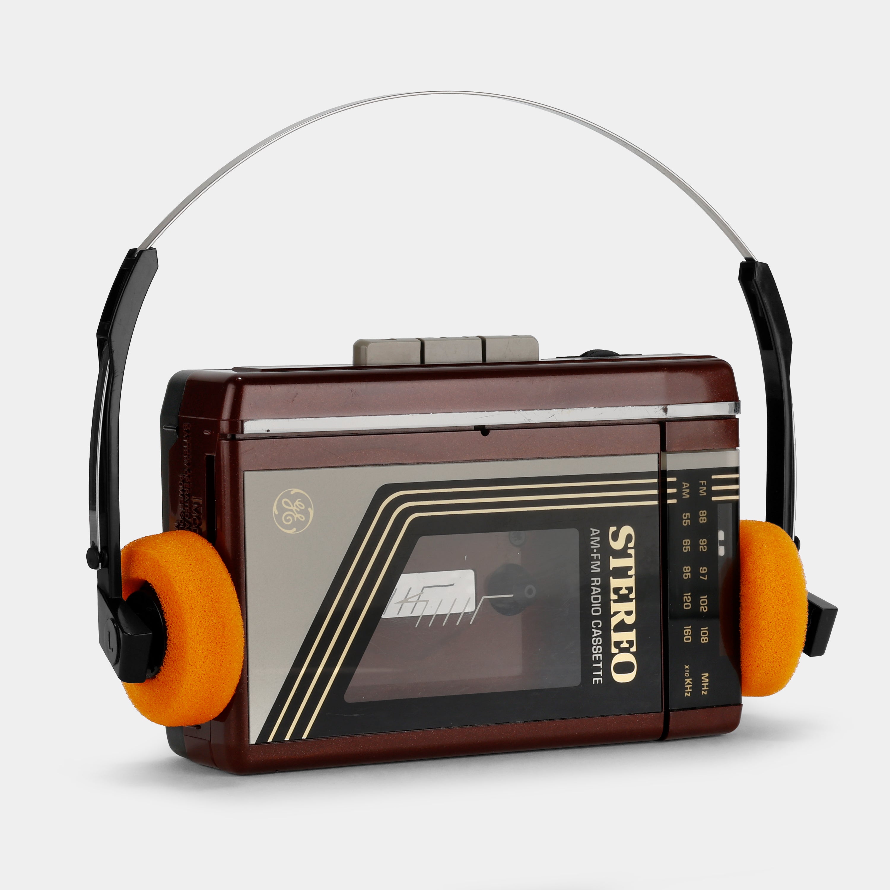 General Electric 3-5471B AM/FM Portable Cassette Player