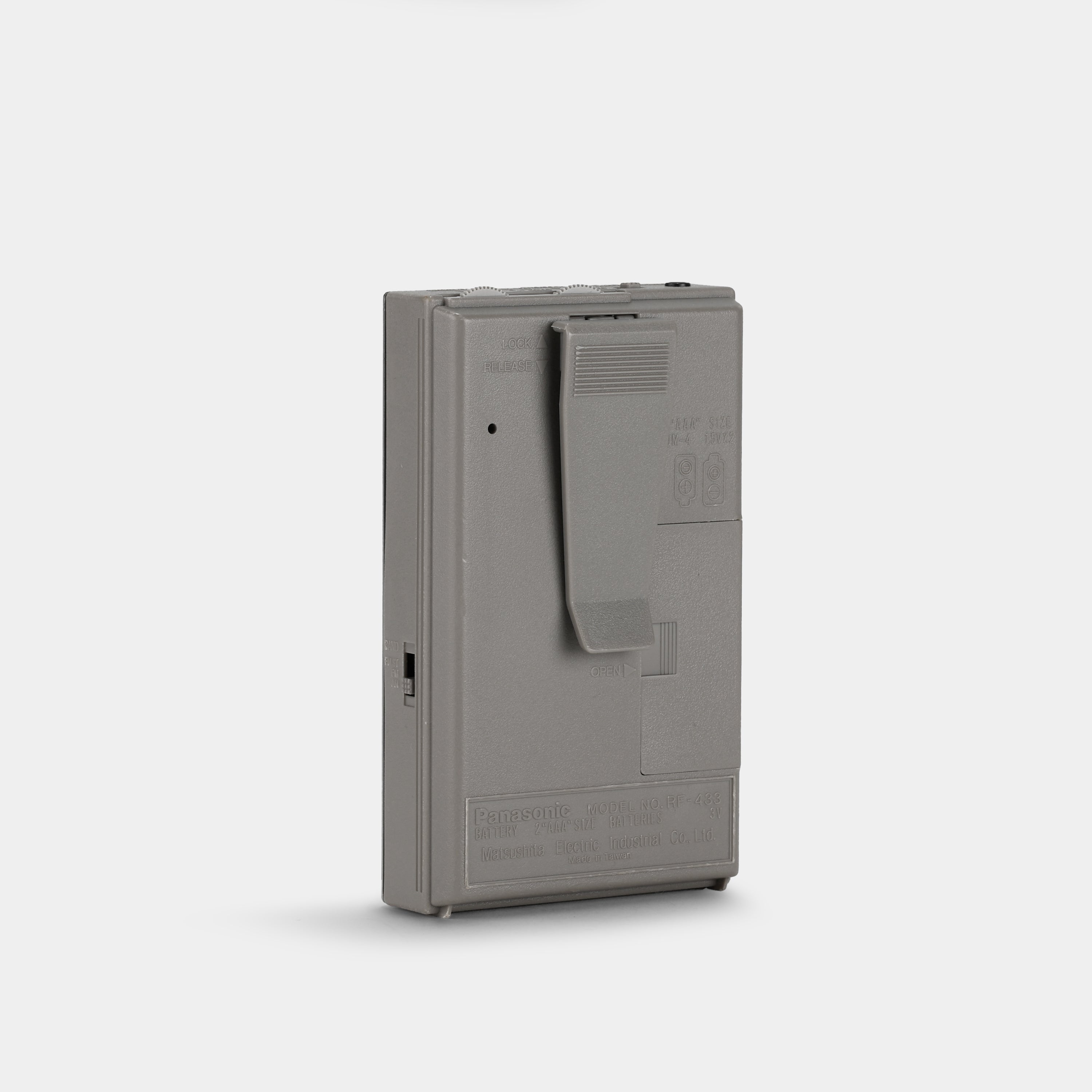 Panasonic RF-433 AM/FM Portable Radio