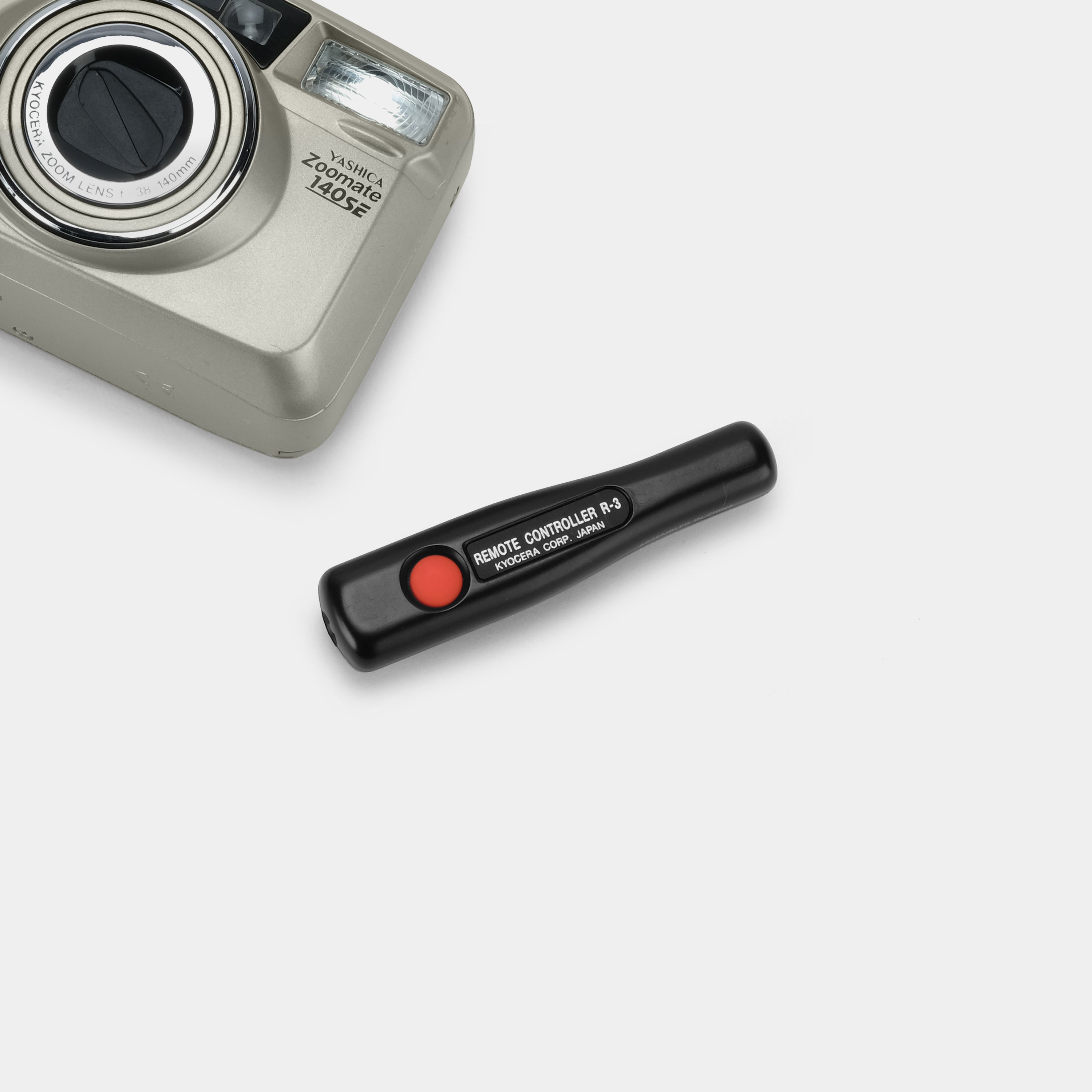 Kyocera Yashica Zoomate 140SE 35mm Point and Shoot Film Camera