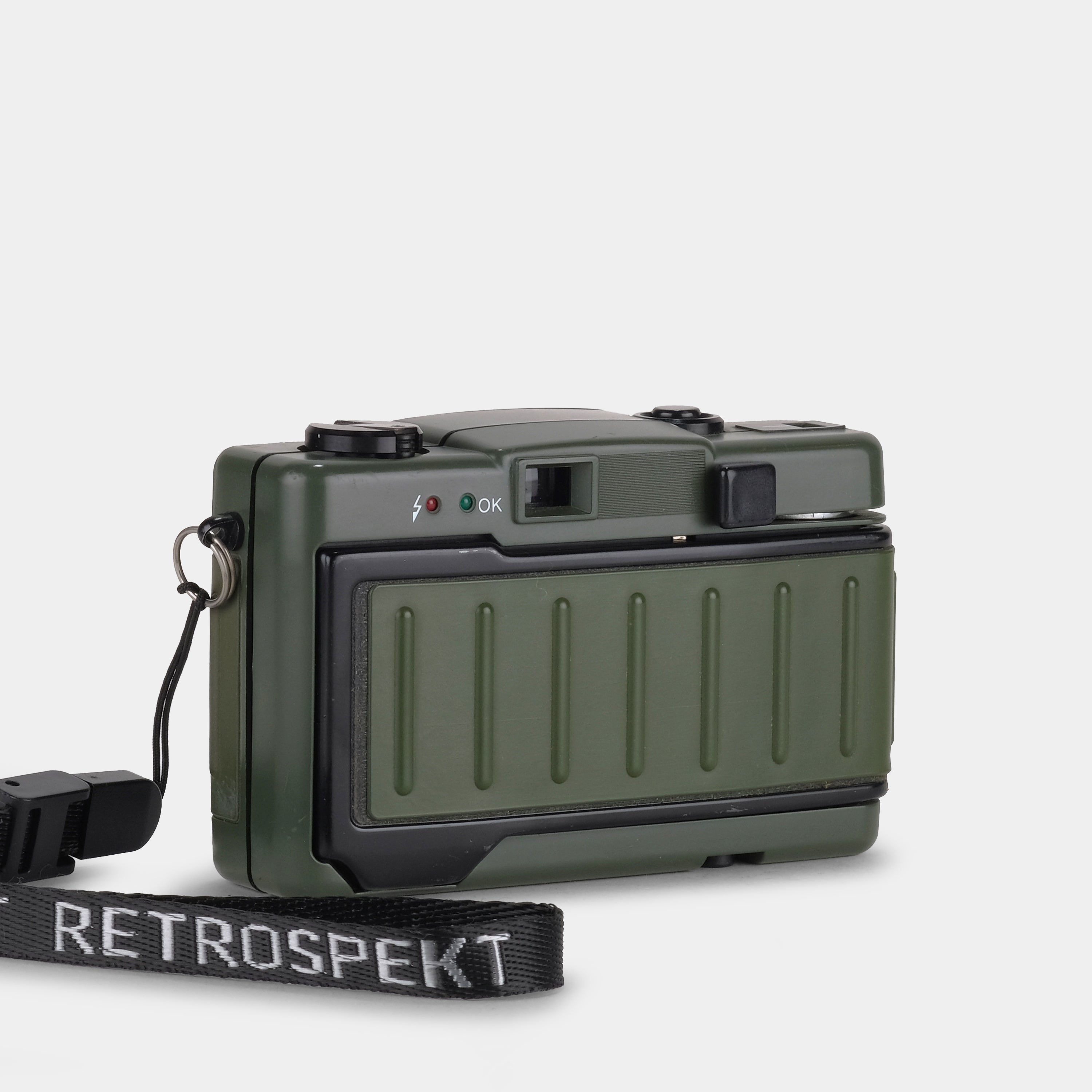 Simmons Outdoor 35mm Point and Shoot Film Camera