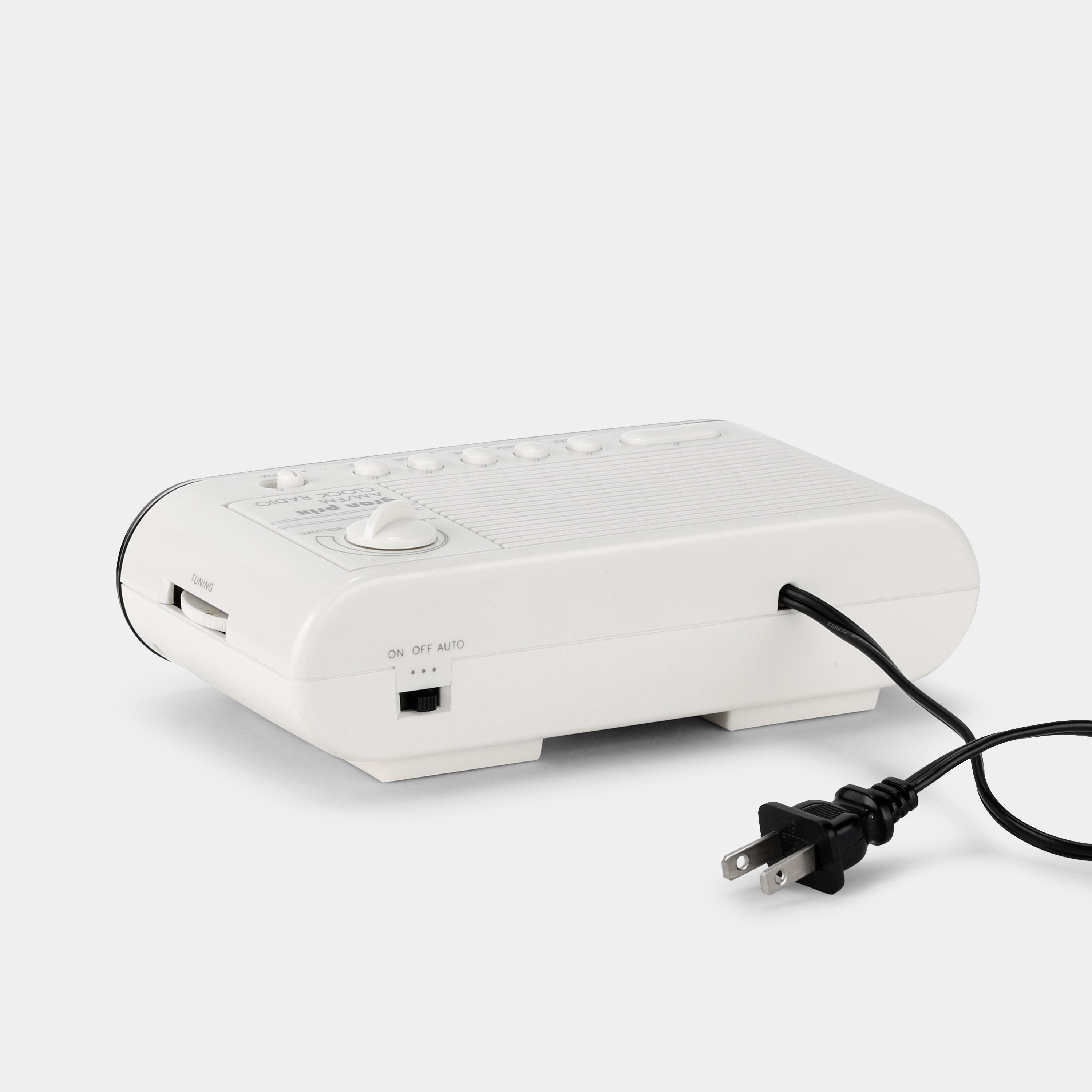 Gran Prix D510 AM/FM LED Digital Alarm Clock Radio