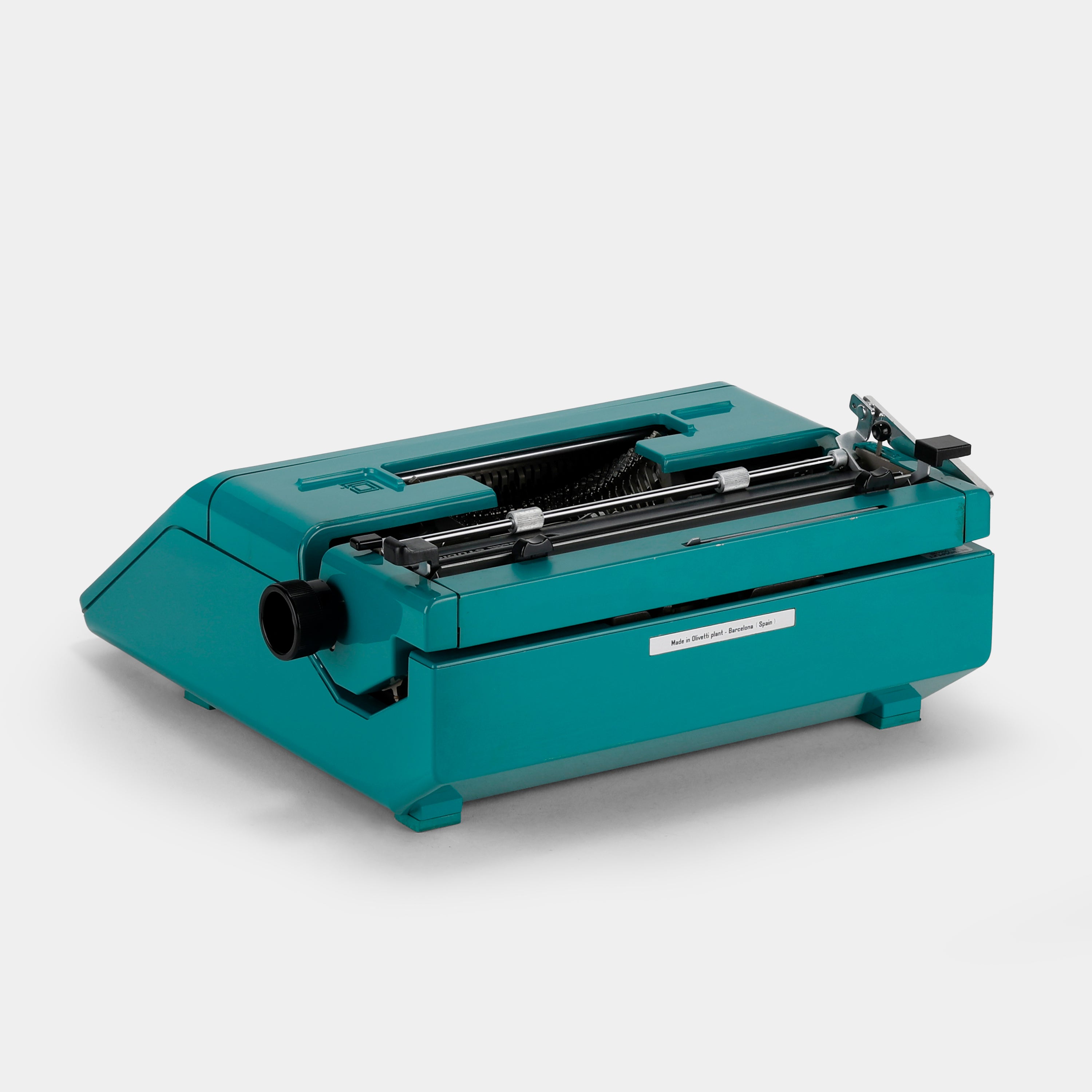 Olivetti Underwood Studio 45 Turquoise Manual Typewriter and Case