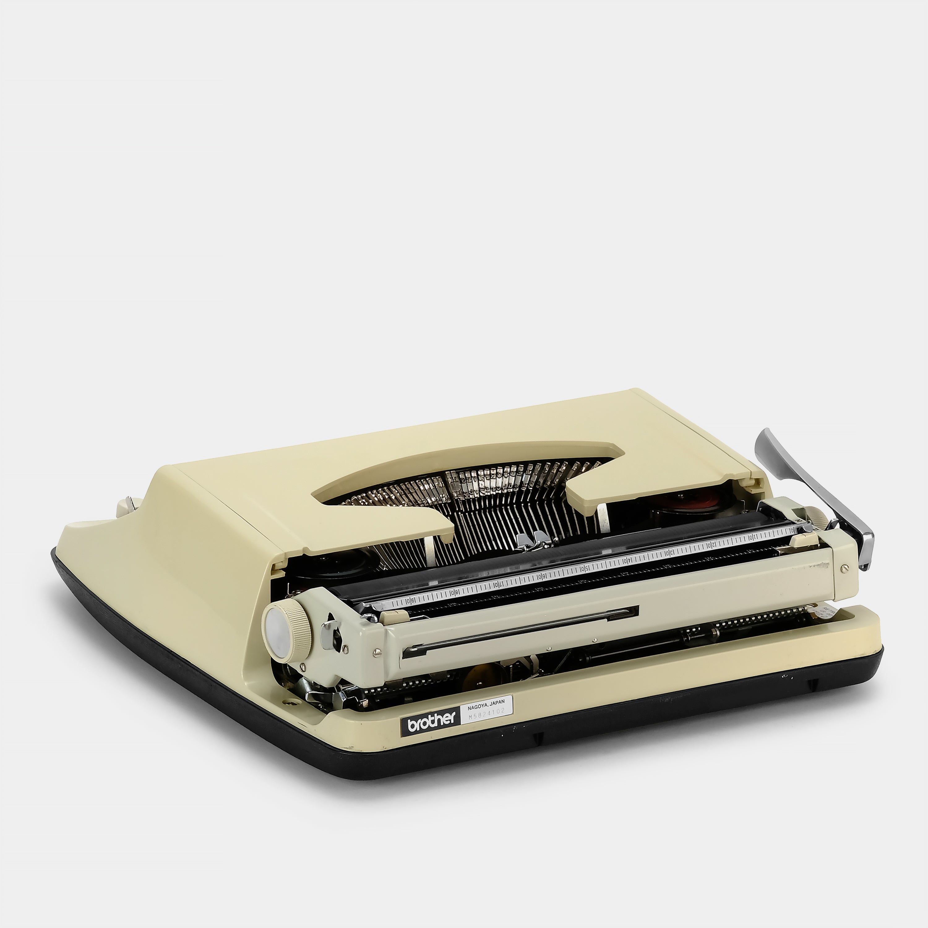 Brother Activator 800T Beige Manual Typewriter and Case