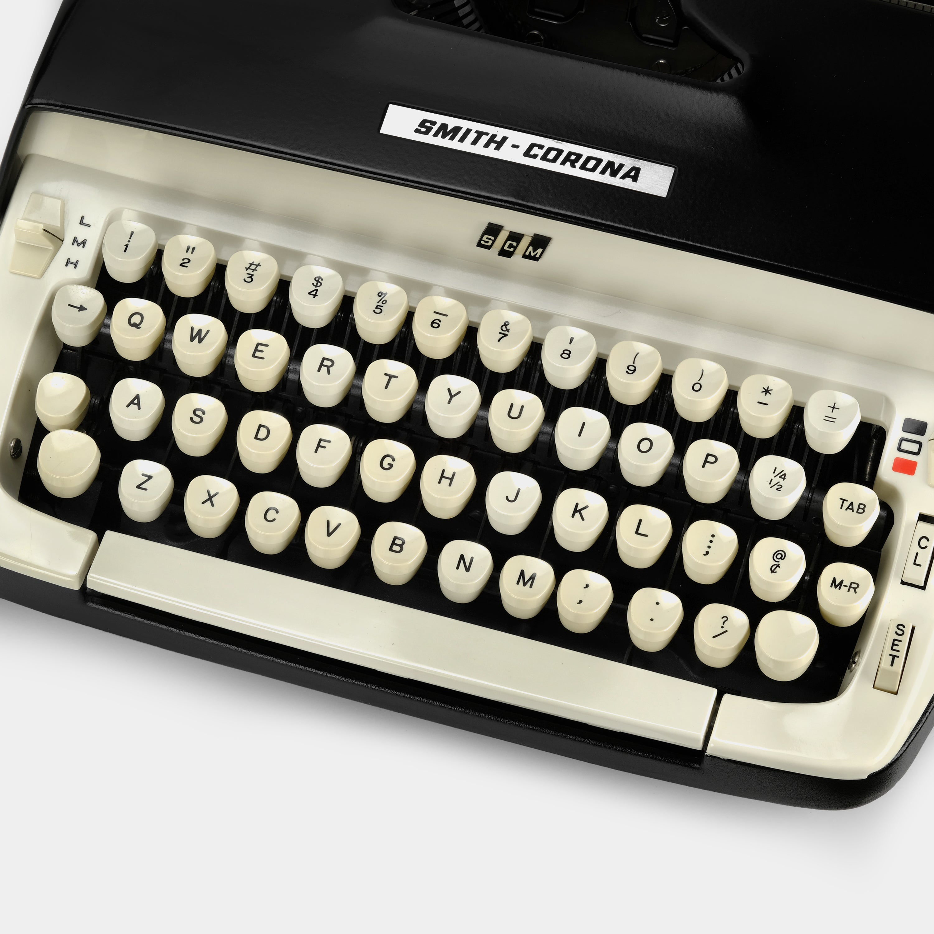 Smith-Corona Galaxie Black Manual Typewriter and Case