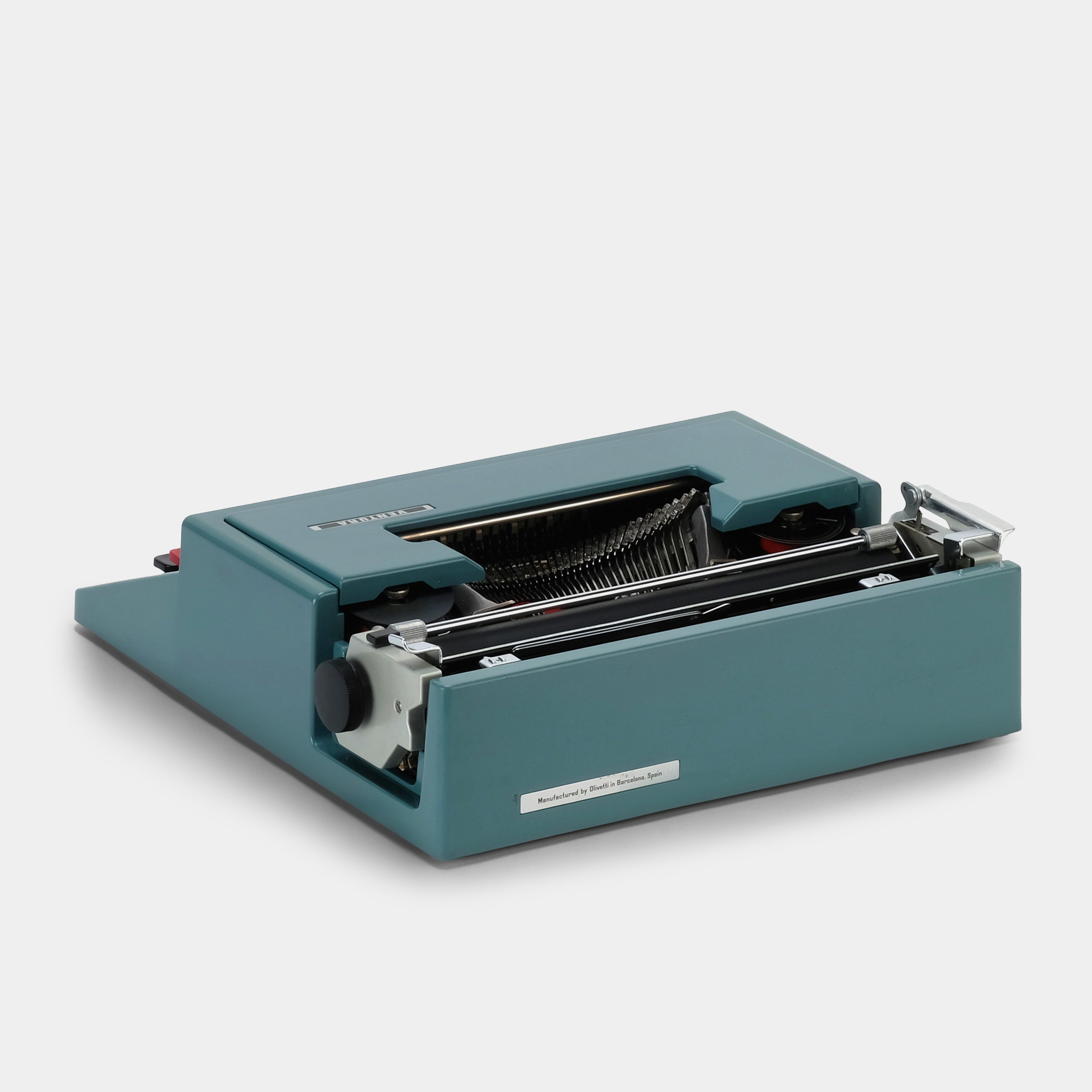 Olivetti Ventura Teal Manual Typewriter and Case