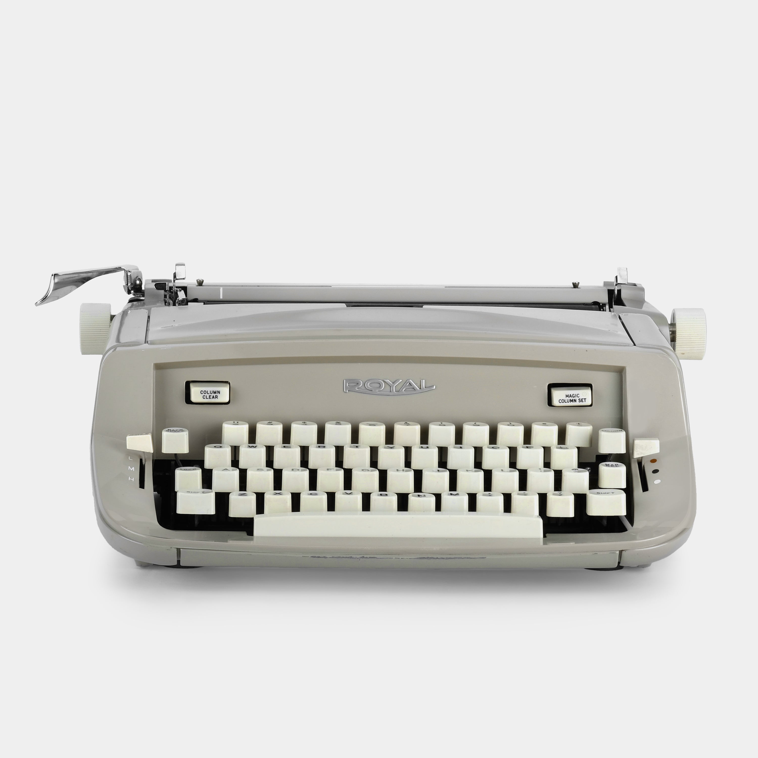 Royal 890 Beige Manual Typewriter