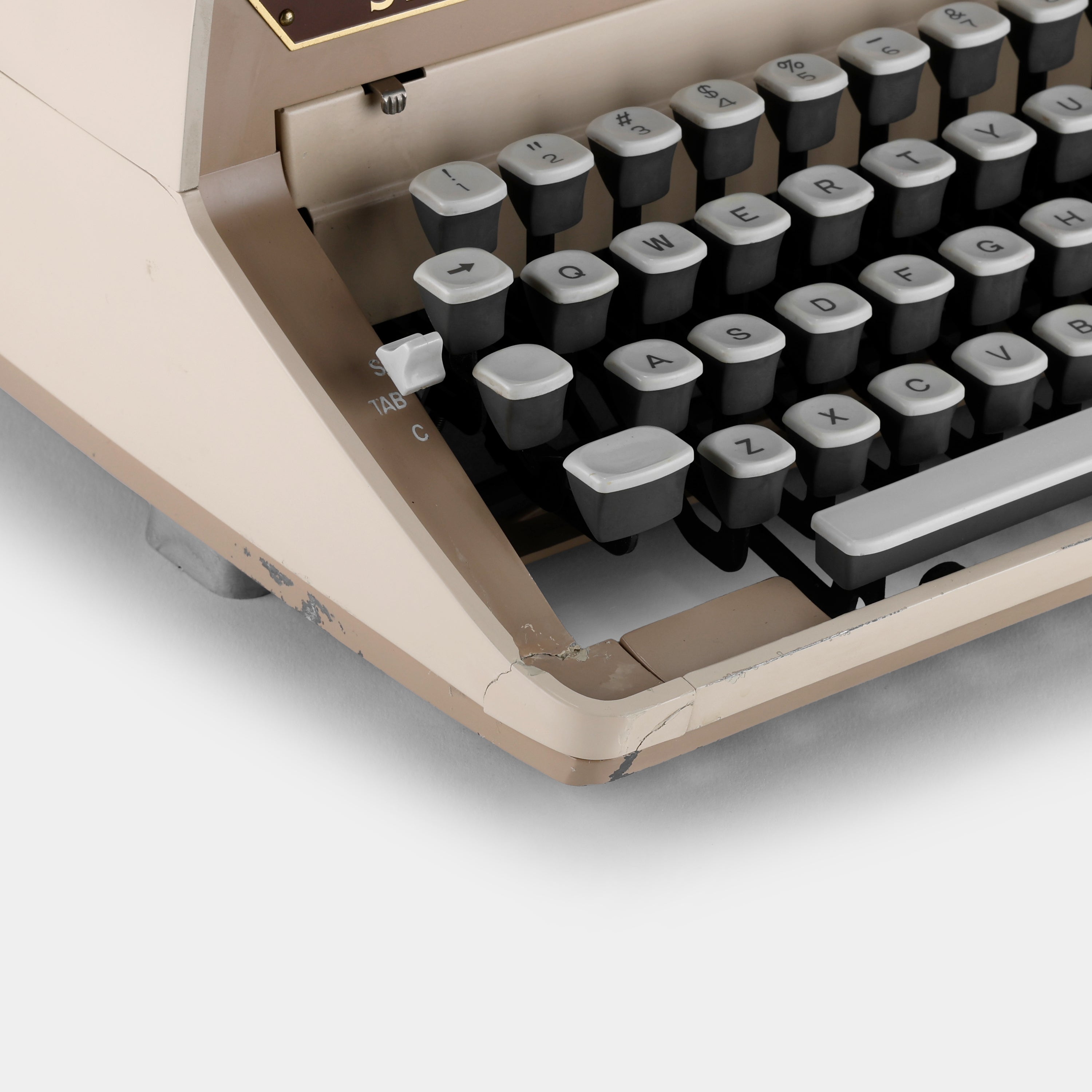 Singer Professional Beige Manual Typewriter and Case