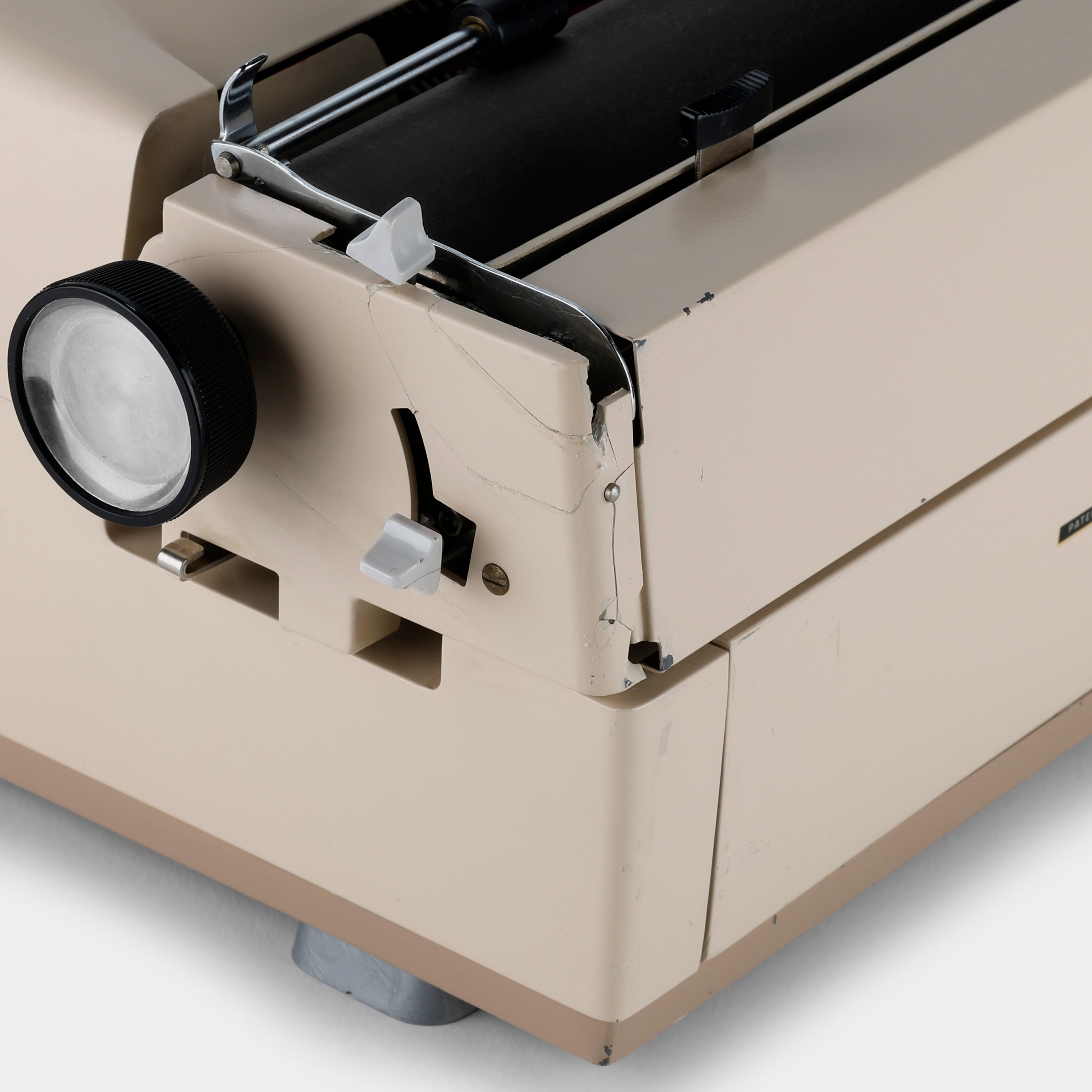 Singer Professional Beige Manual Typewriter and Case