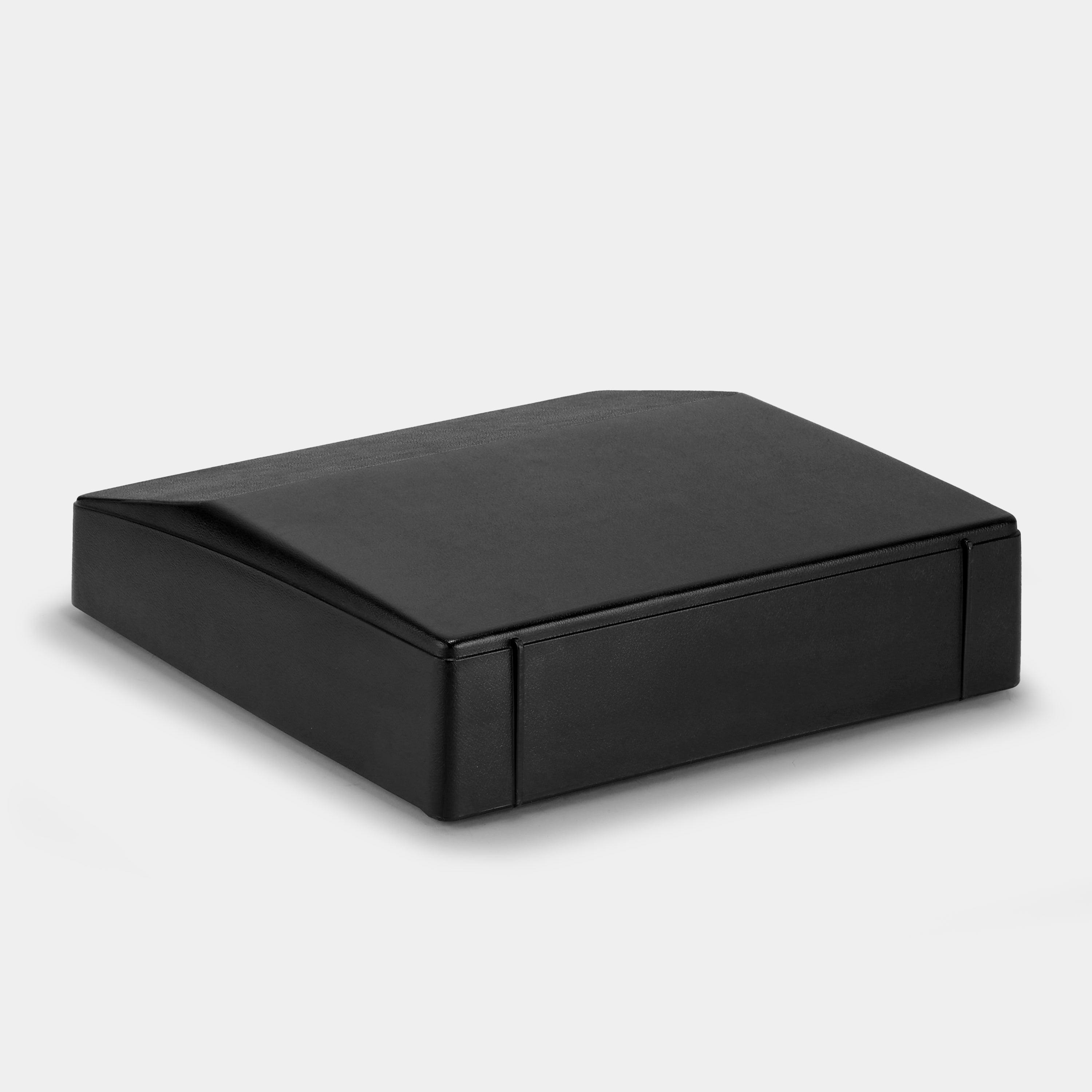 Silver-Reed Sovereign 750 Manual Typewriter and Case