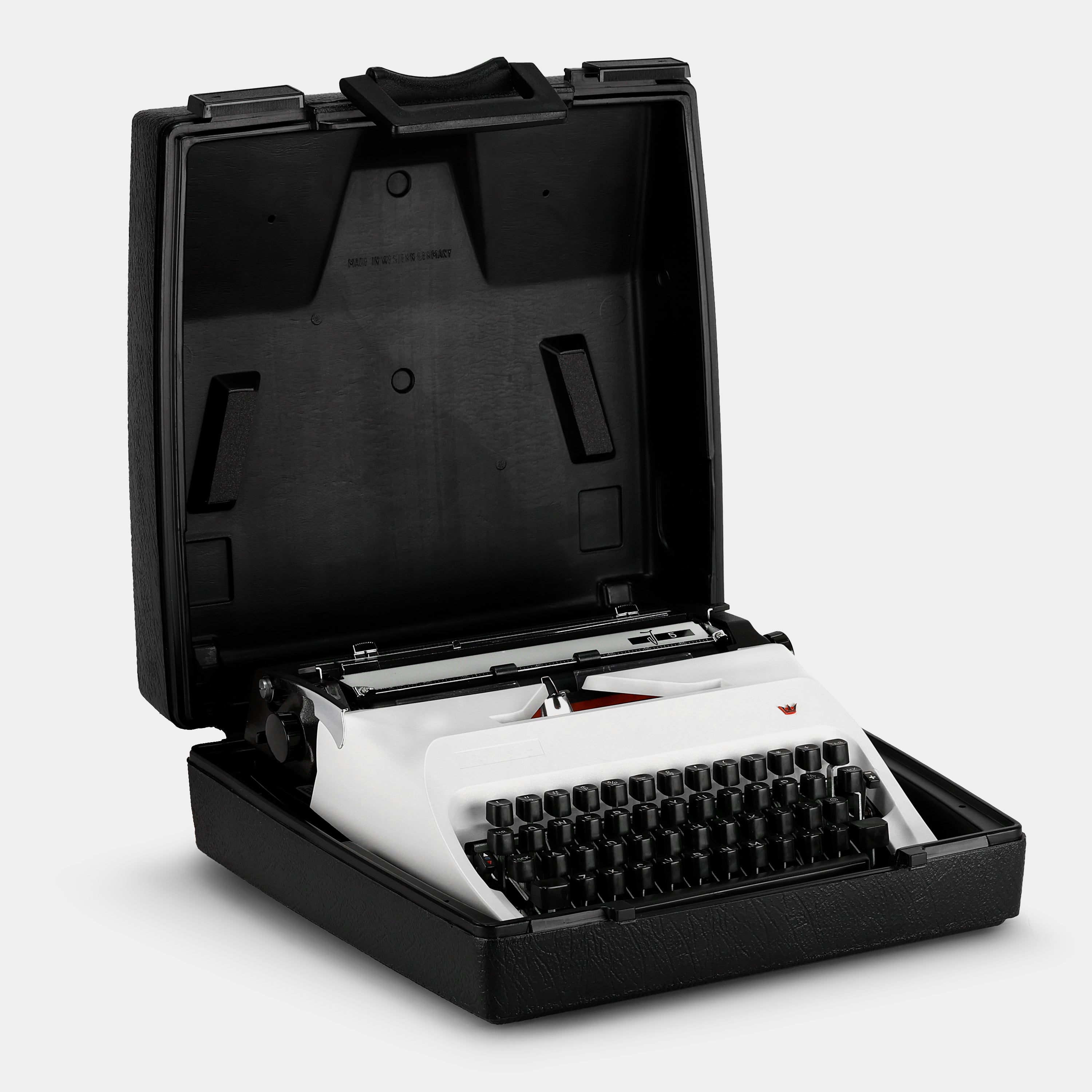 Adler J5 White Manual Typewriter and Case
