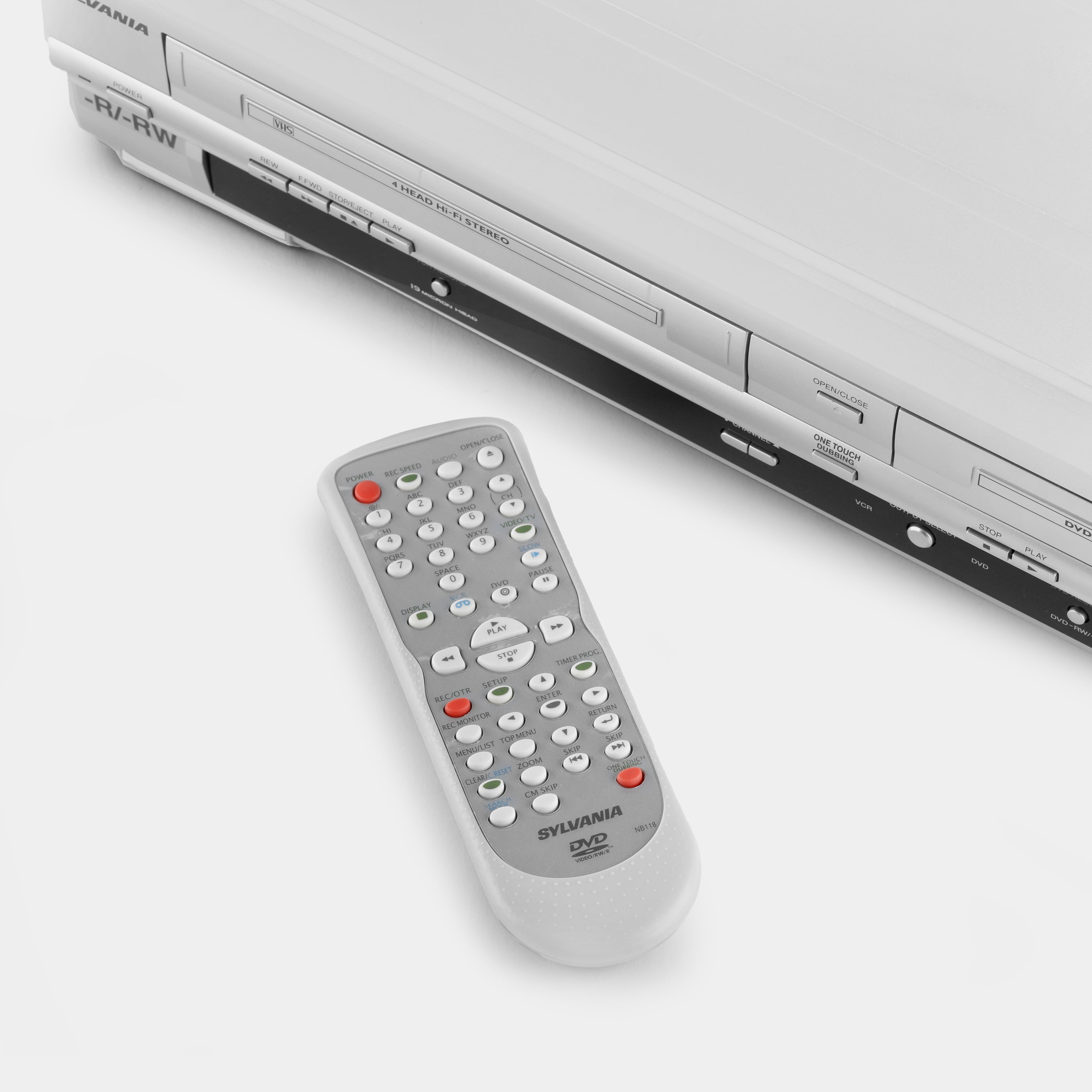 Sylvania SRDV495 VCR VHS and DVD Player