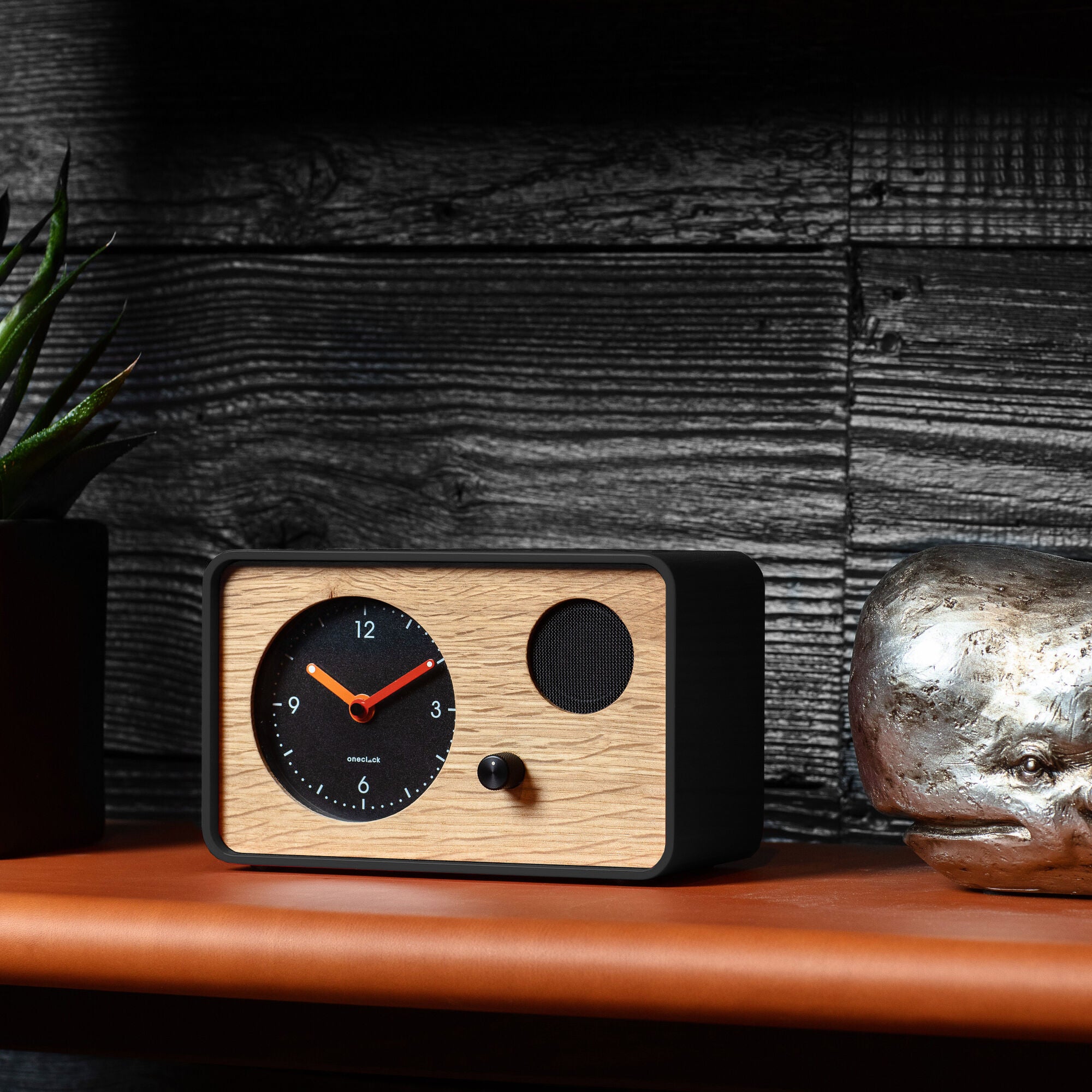 OneClock Black Analog Waking Clock