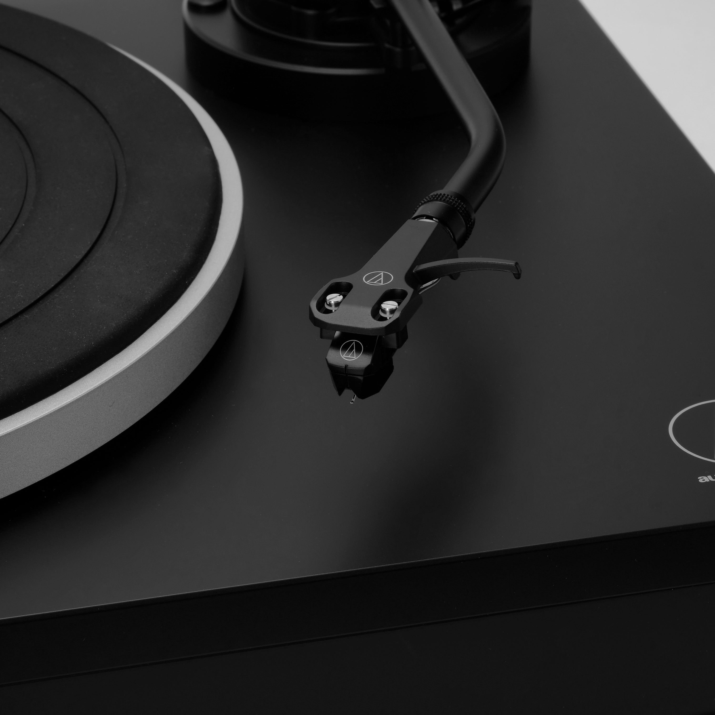 Audio Technica AT-LP5X Turntable