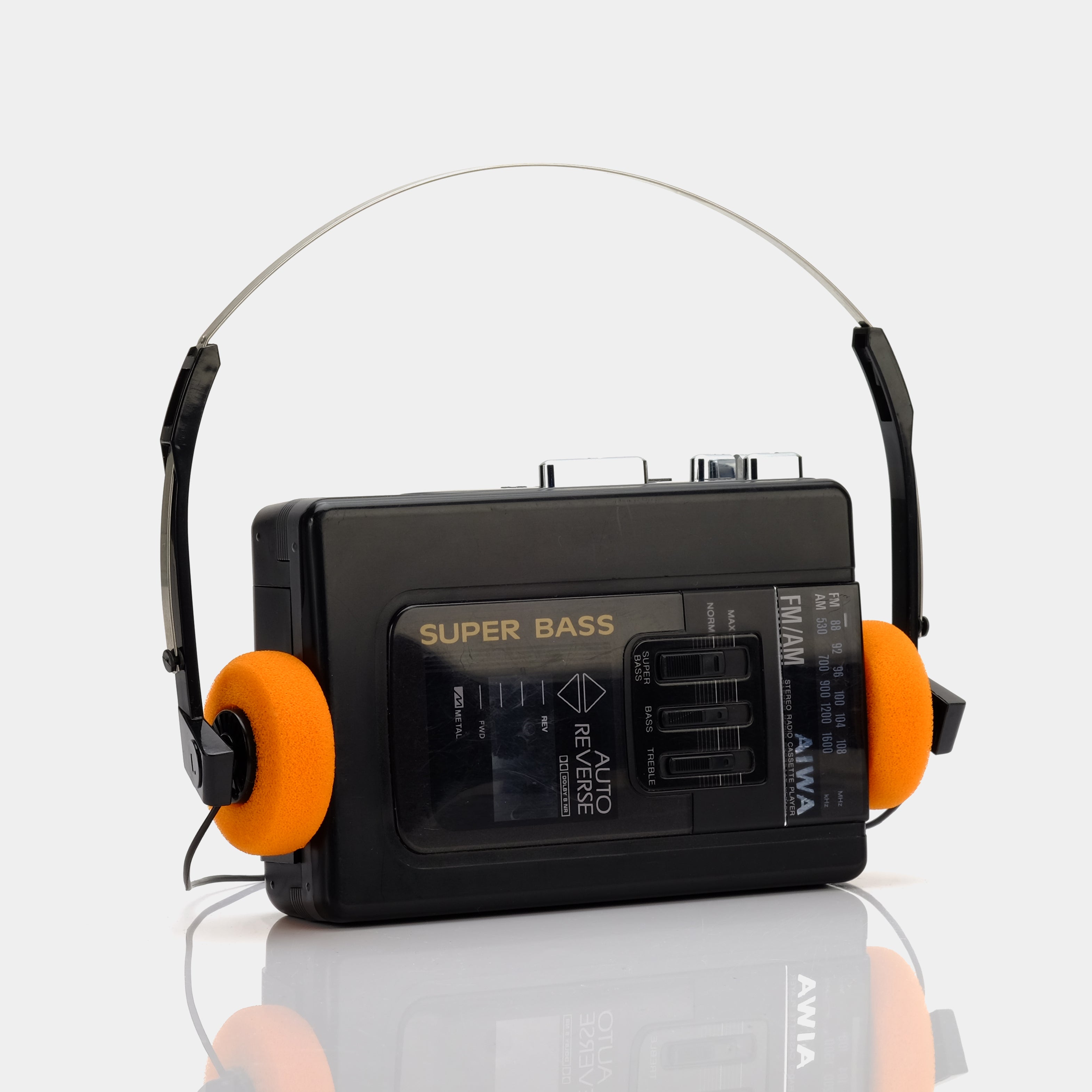 AIWA Super Bass AM/FM Portable Cassette Player