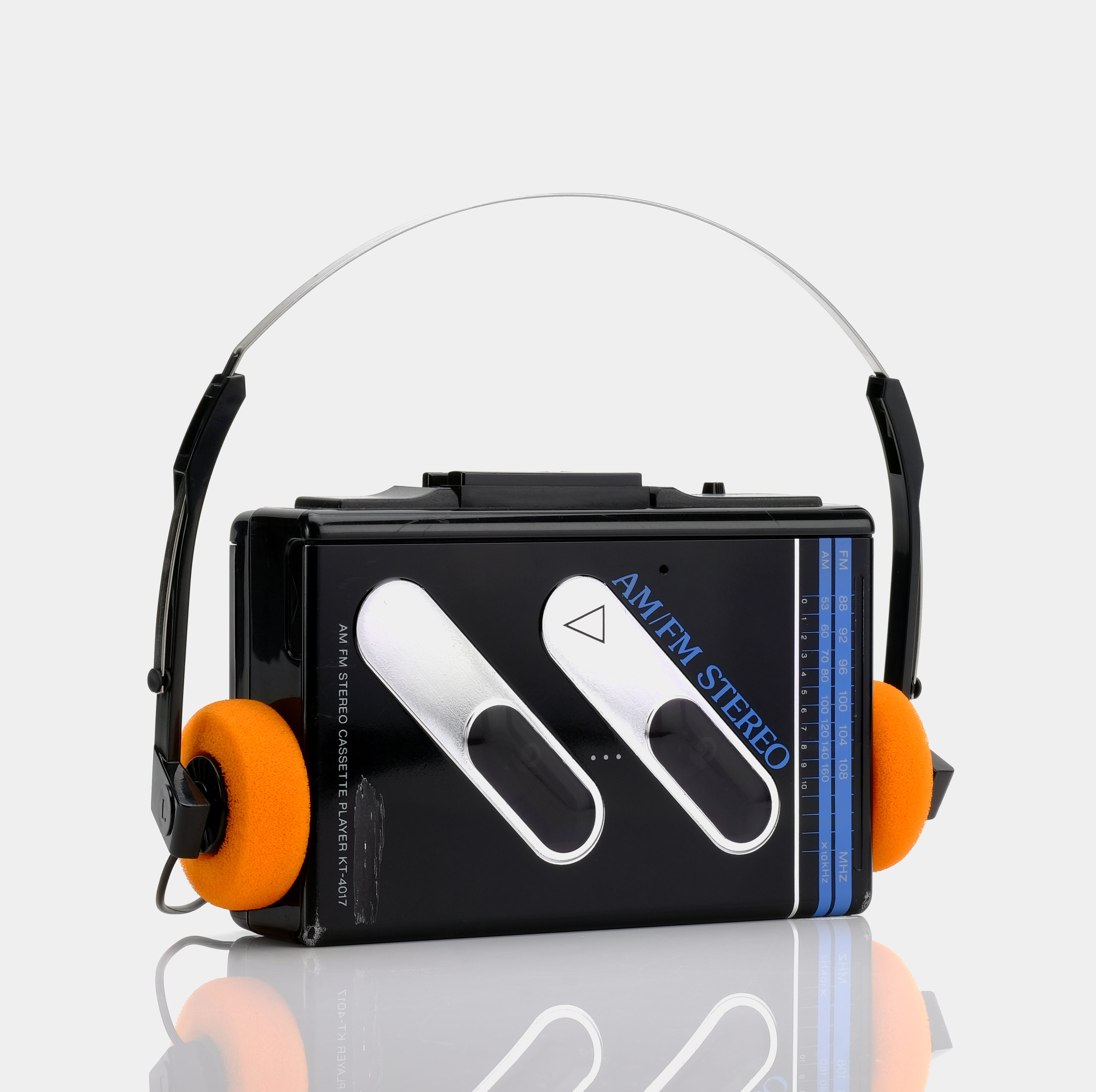 Toshiba KT-4017 Stereo AM/FM Portable Cassette Player