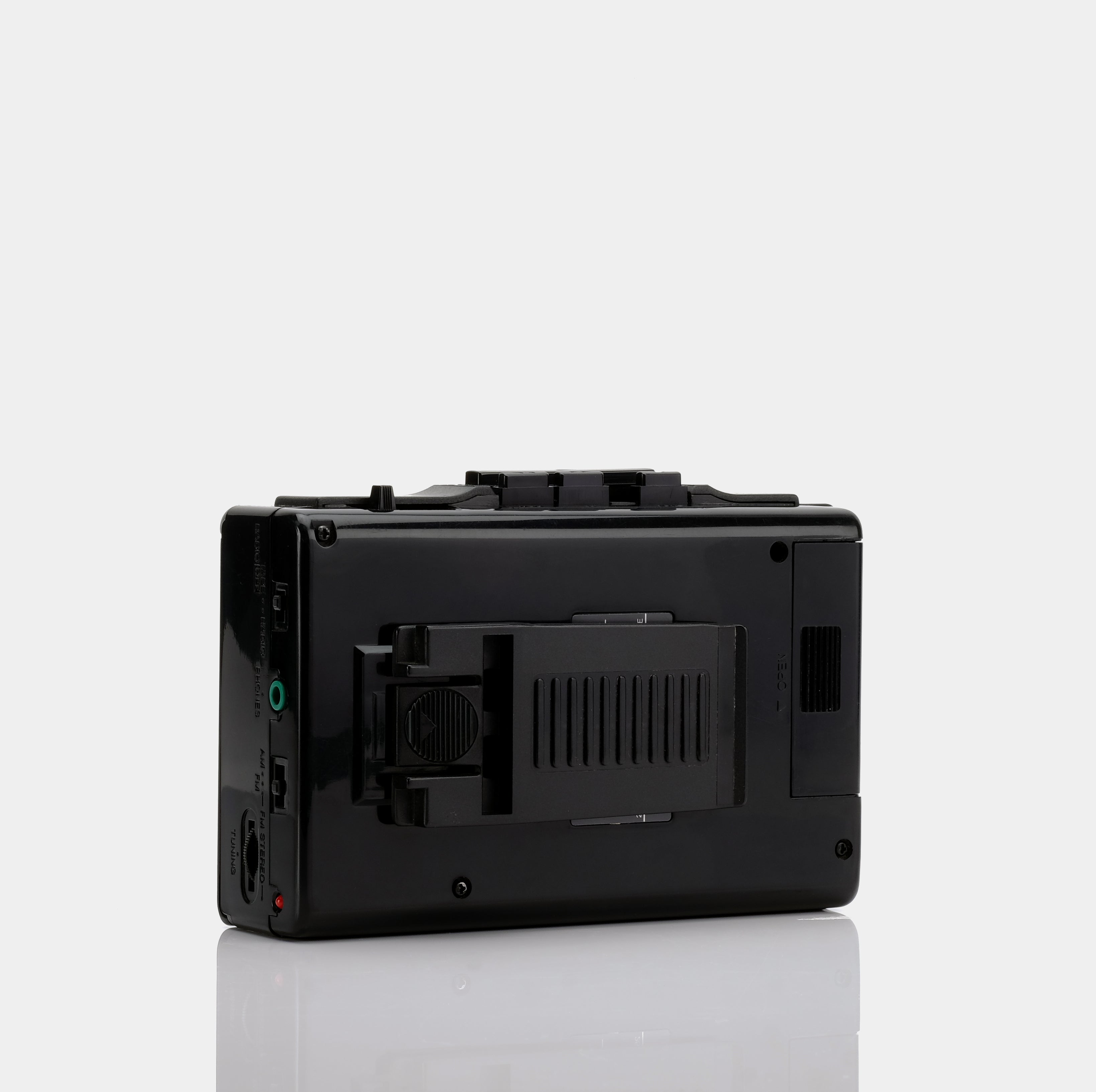 Toshiba KT-4017 Stereo AM/FM Portable Cassette Player