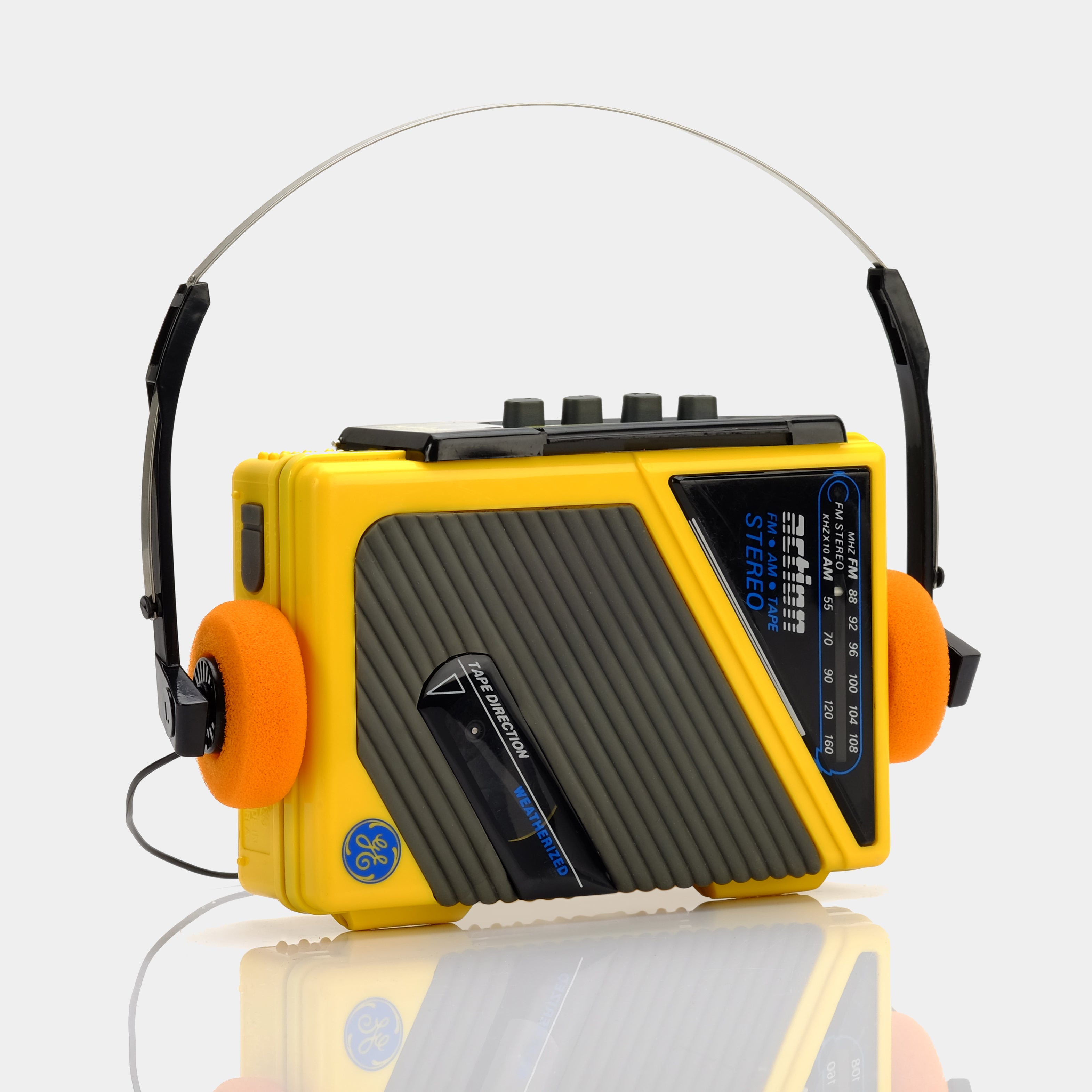 General Electric Action Weatherized 3-5490A AM/FM Portable Cassette Player