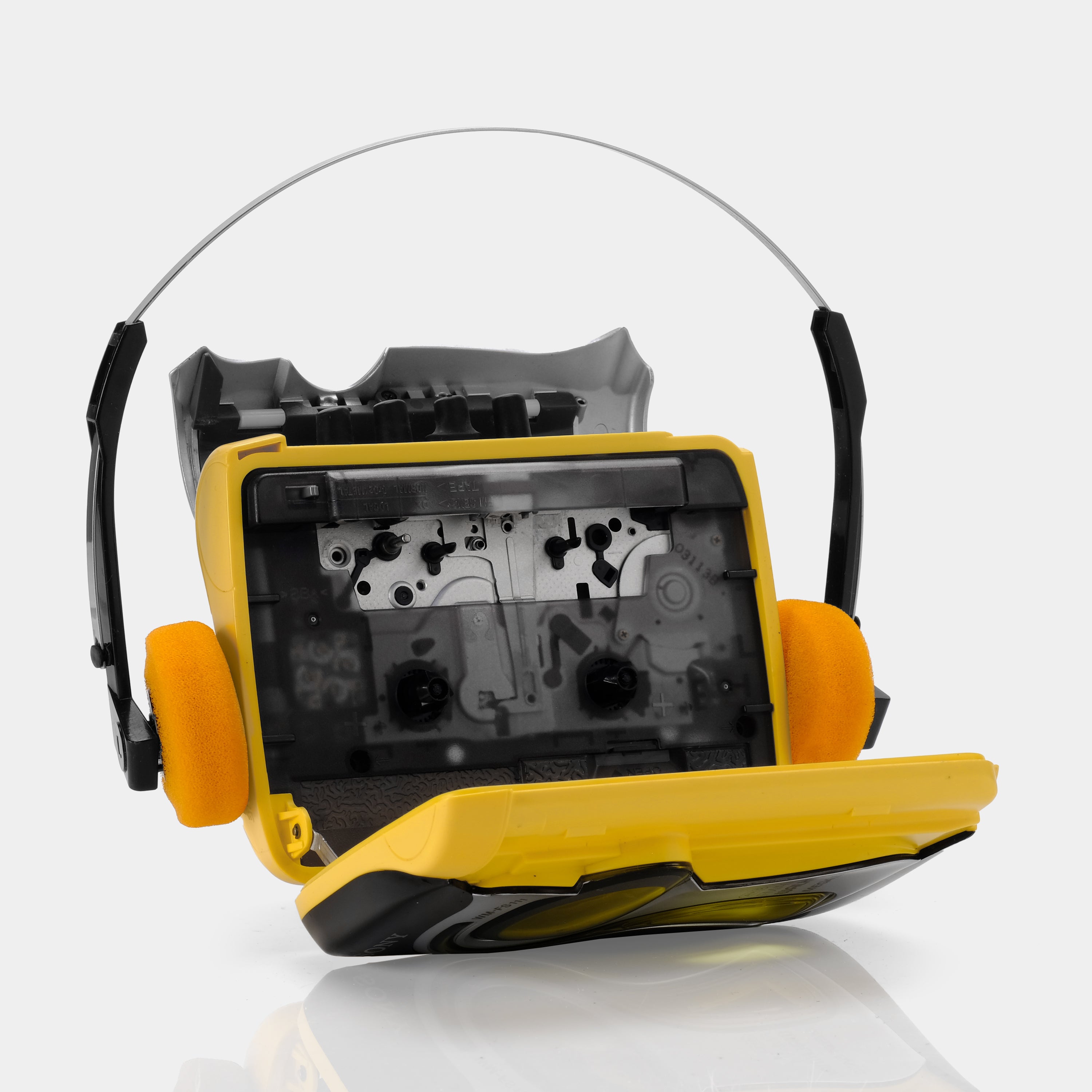 Sony Sports Walkman WM-FS111 Yellow AM/FM Portable Cassette Player (B-Grade)