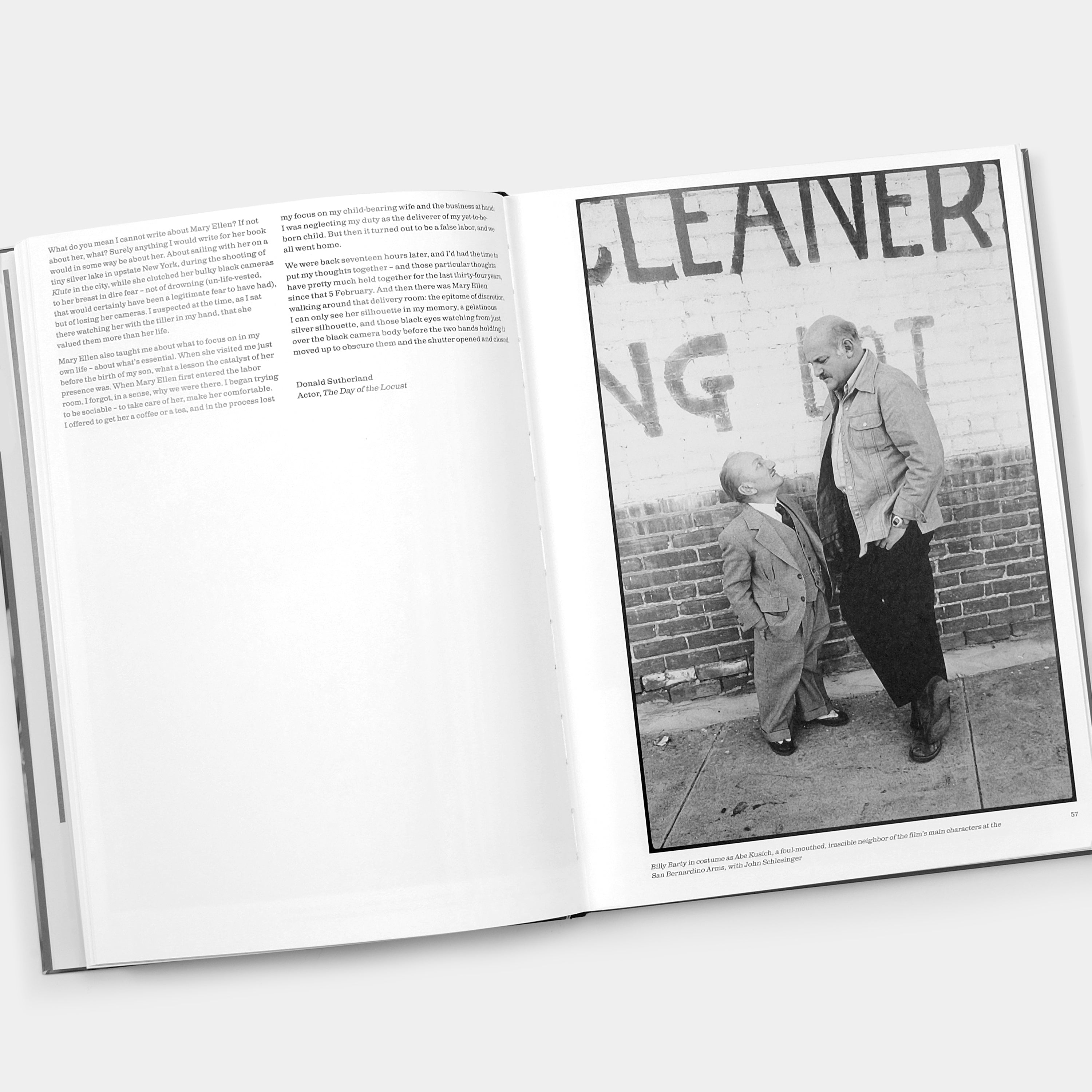 Seen Behind the Scene by Mary Ellen Mark Phaidon Book