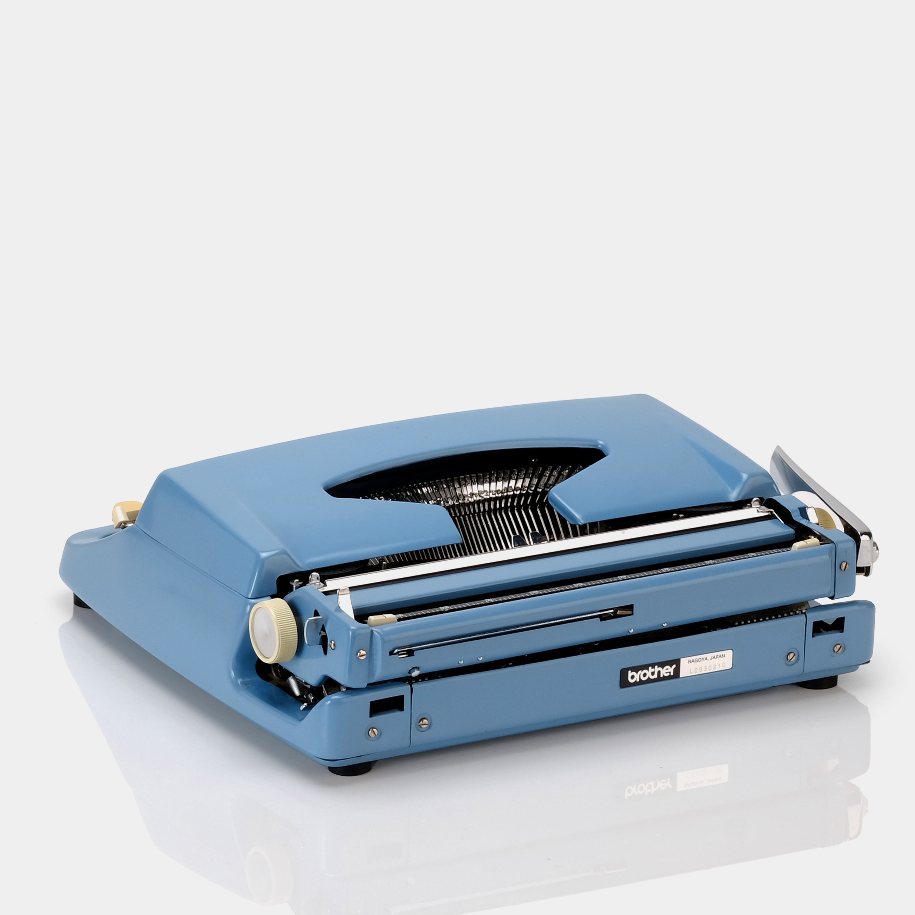 Brother Opus 889 Blue Manual Typewriter and Case
