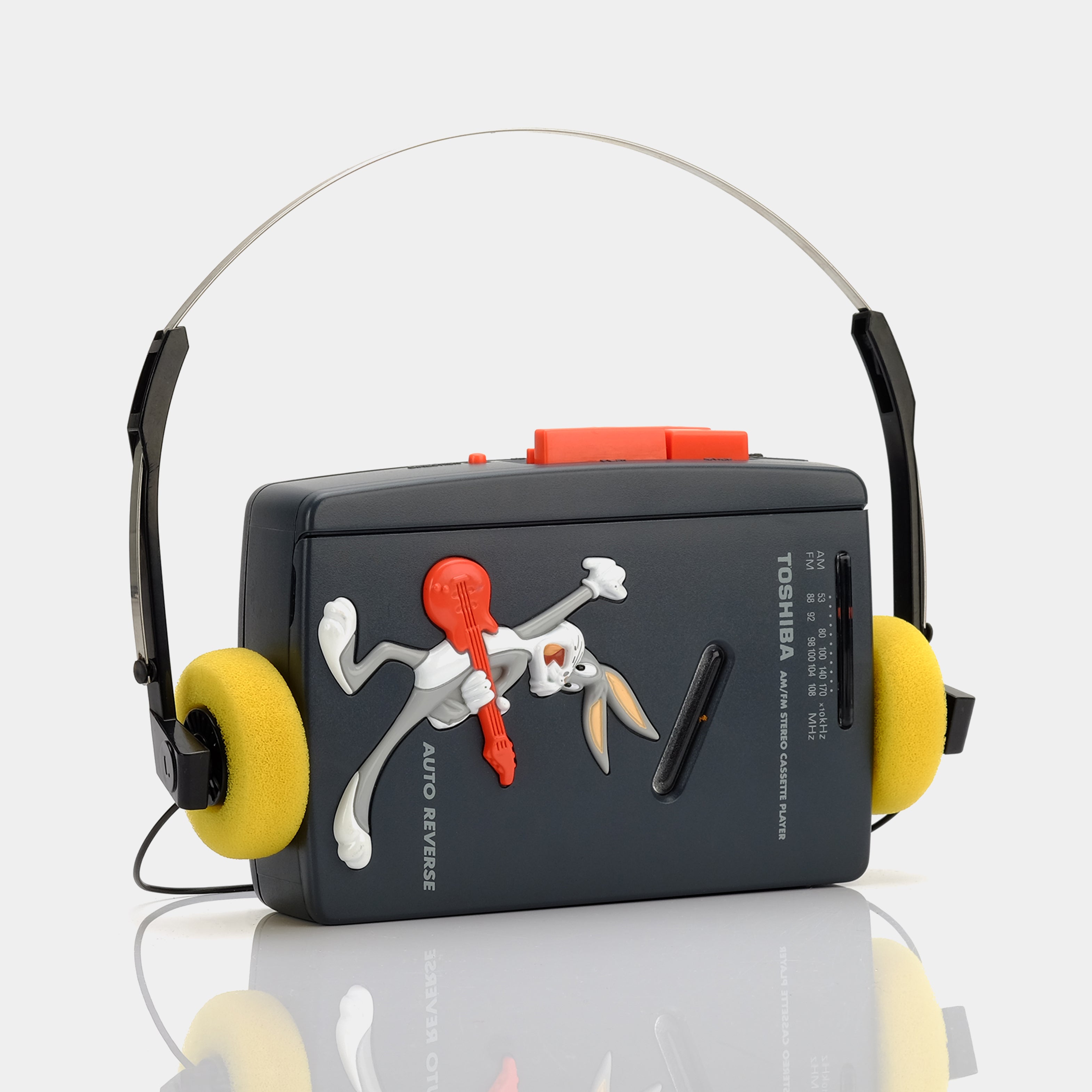 Toshiba Bugs Bunny AM/FM Portable Cassette Player