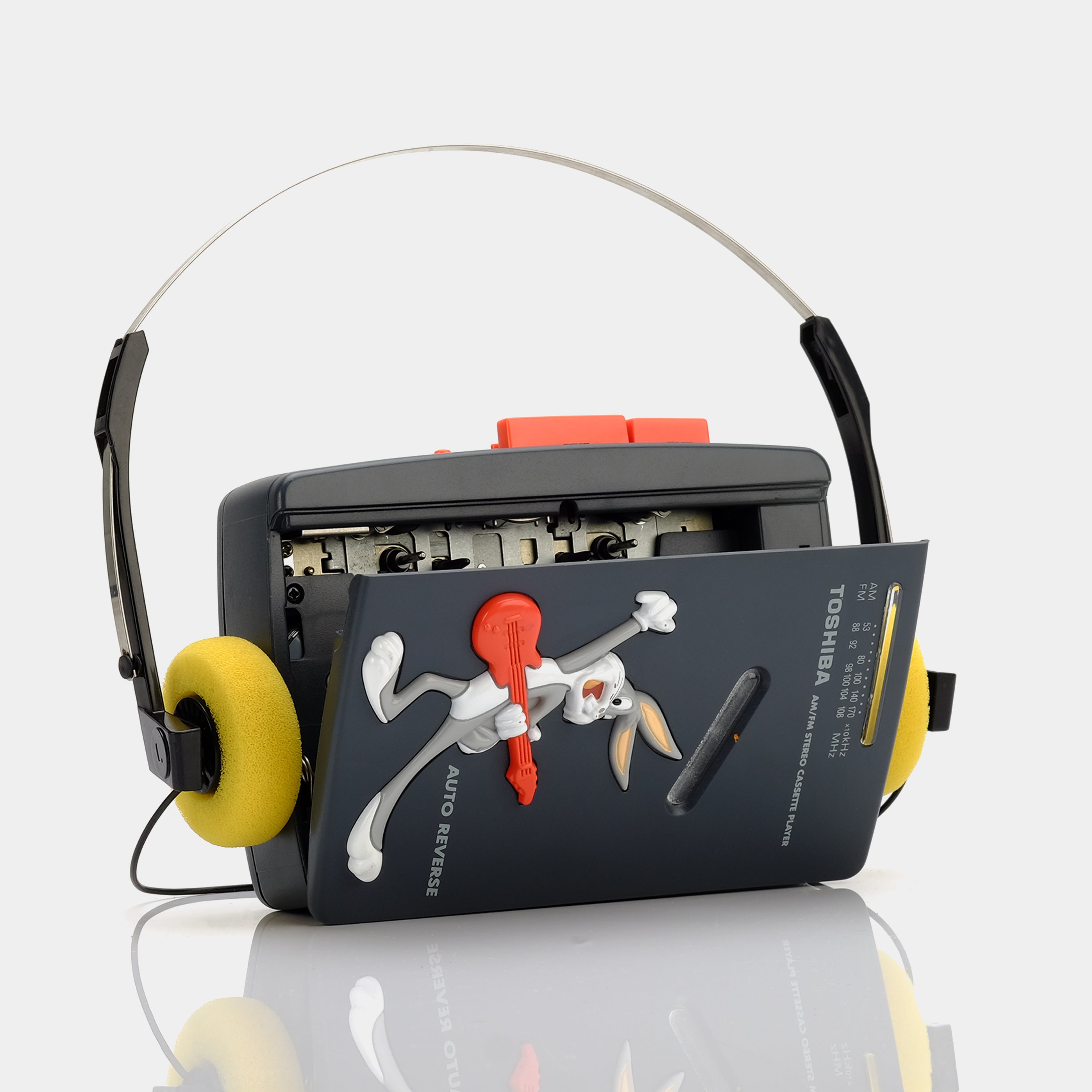 Toshiba Bugs Bunny AM/FM Portable Cassette Player
