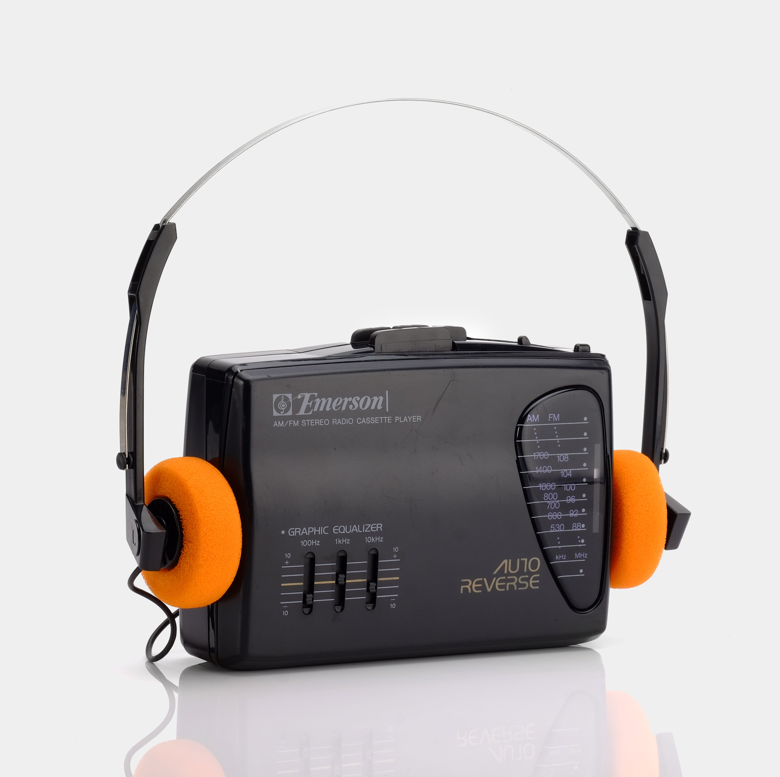 Emerson AC2113CS AM/FM Portable Cassette Player