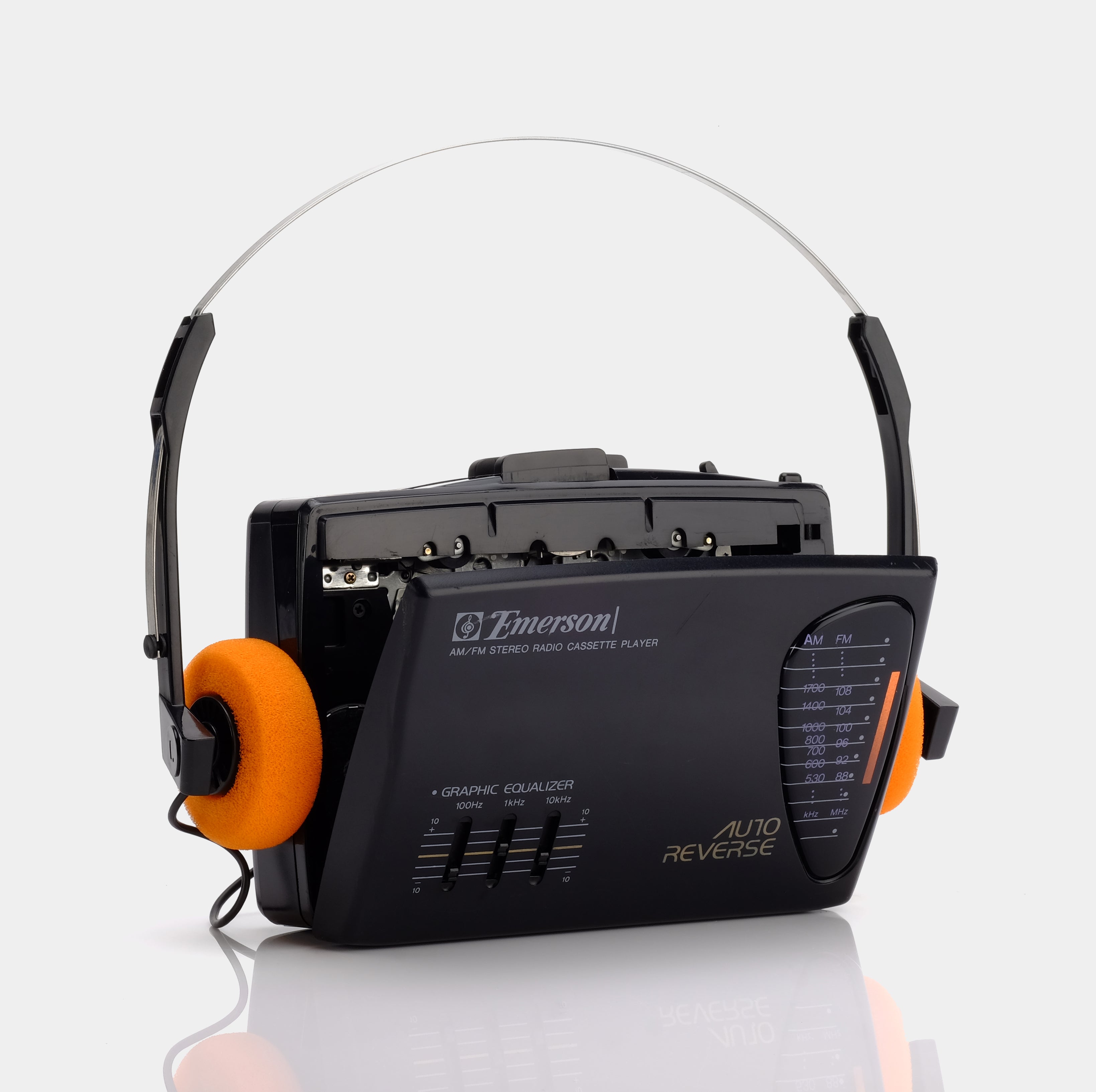 Emerson AC2113CS AM/FM Portable Cassette Player