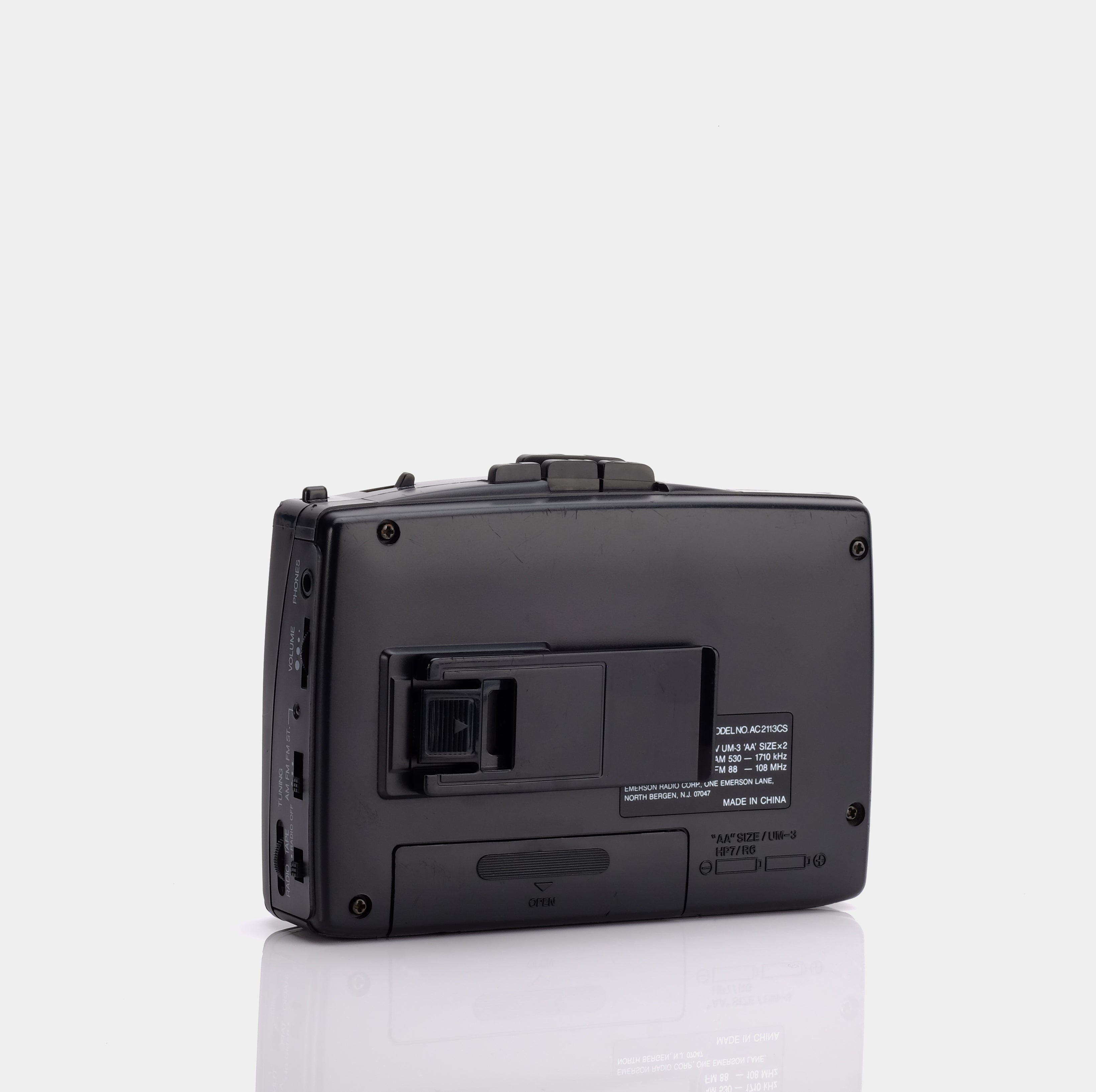 Emerson AC2113CS AM/FM Portable Cassette Player