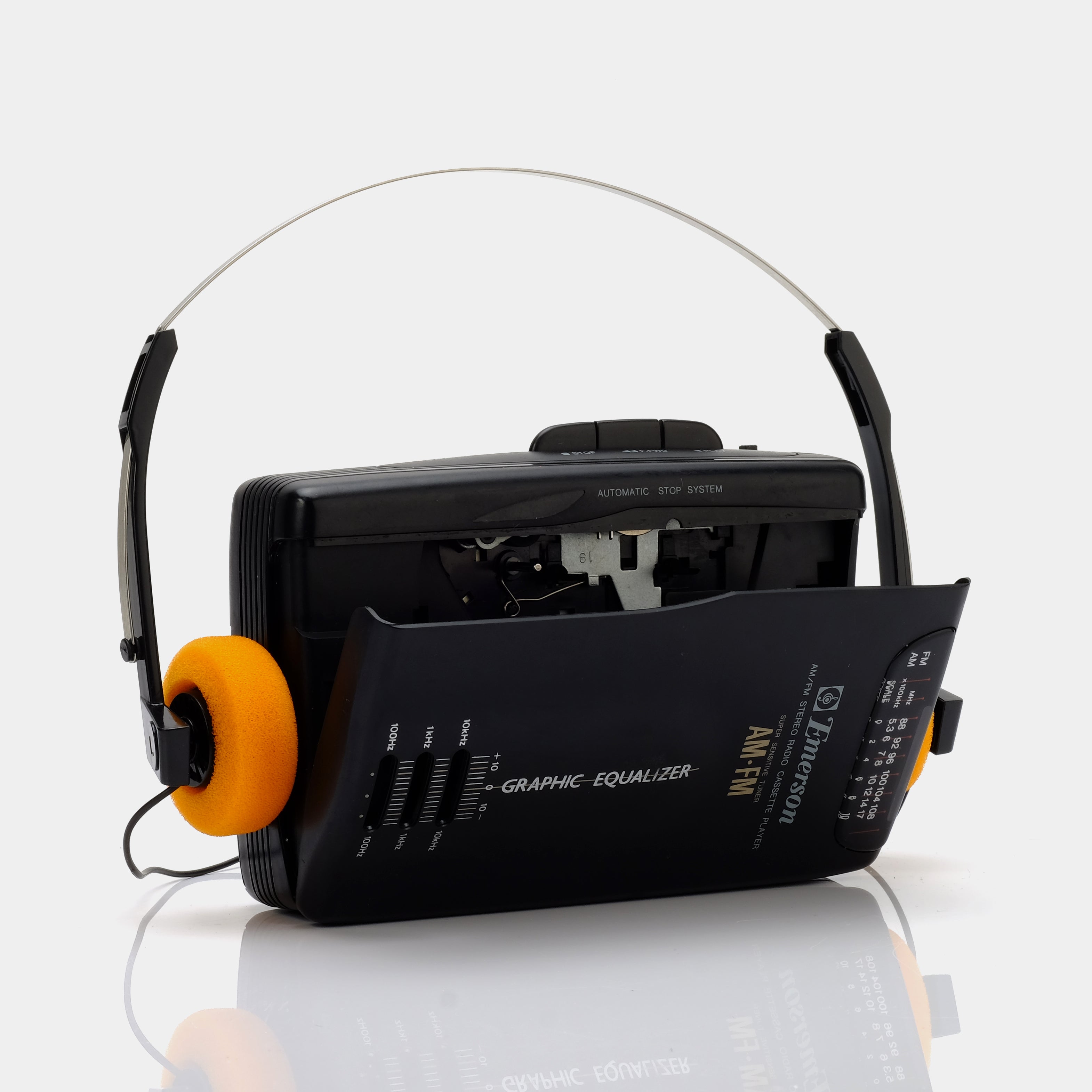 Emerson AC2126CS AM/FM Portable Cassette Player