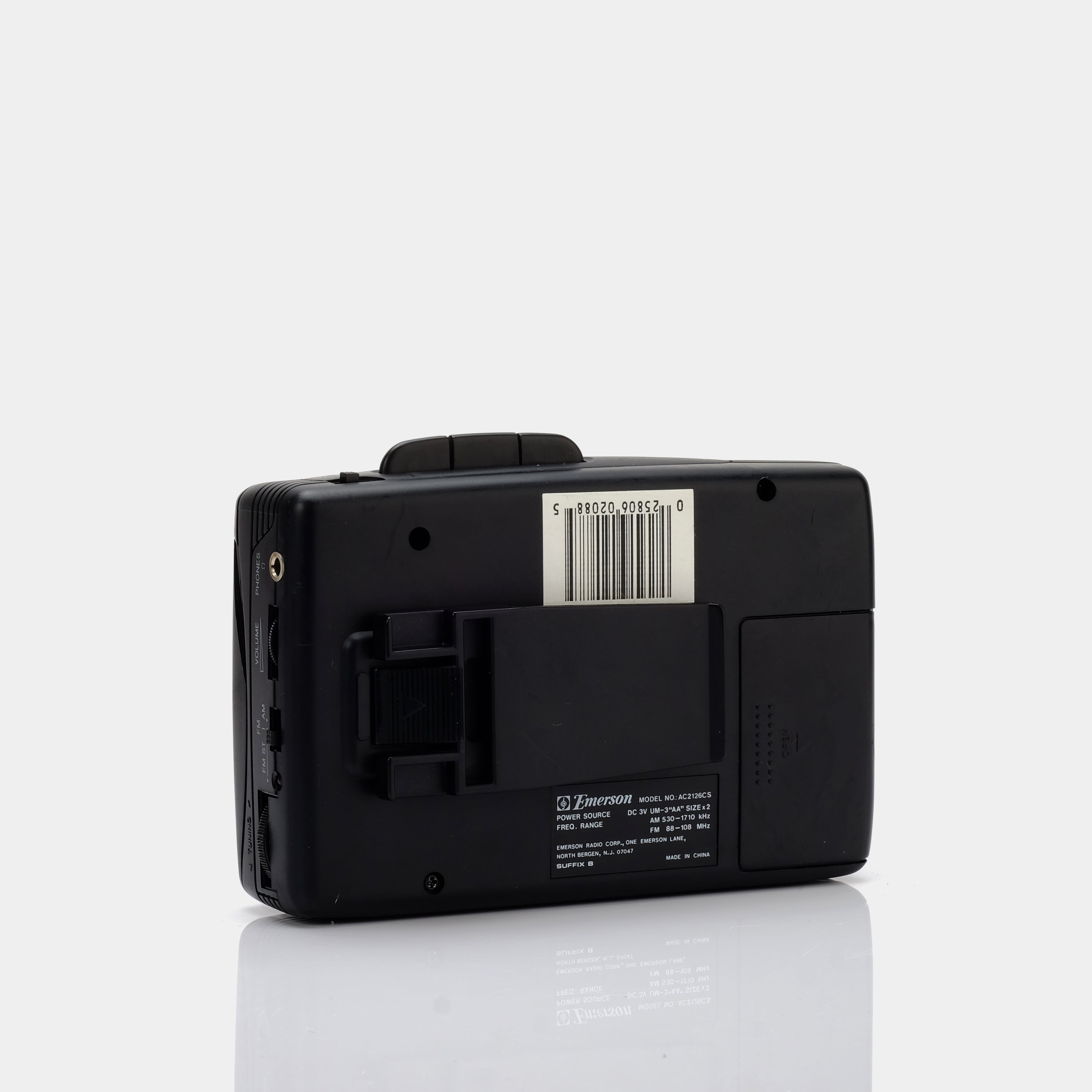 Emerson AC2126CS AM/FM Portable Cassette Player