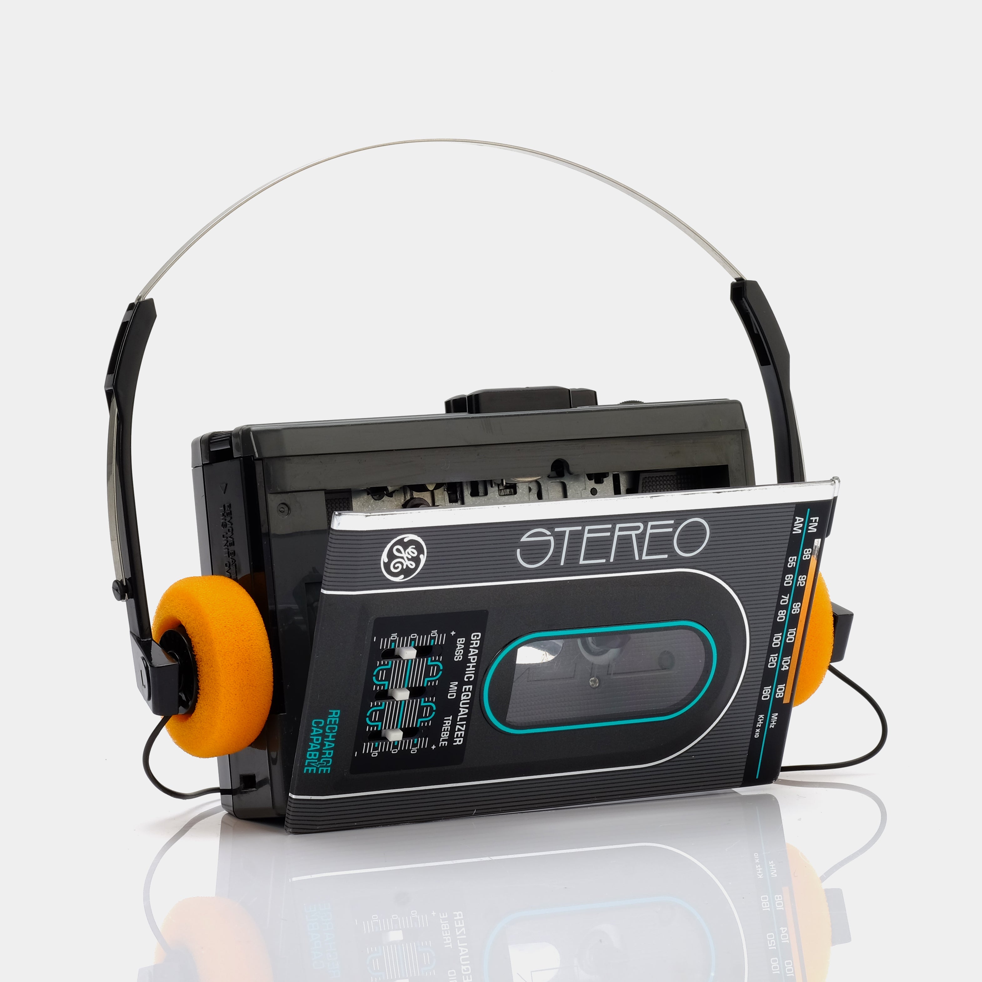 General Electric Stereo Equalizer Portable Cassette Player