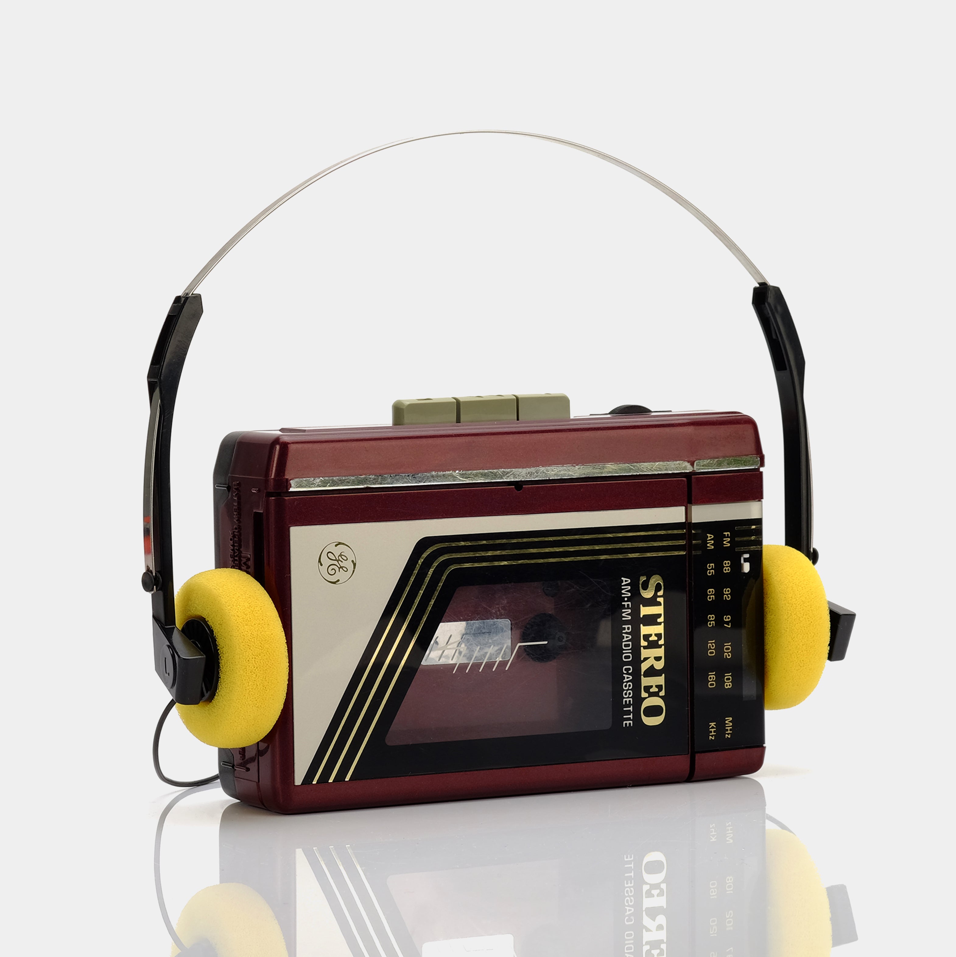 General Electric AM/FM Portable Cassette Player