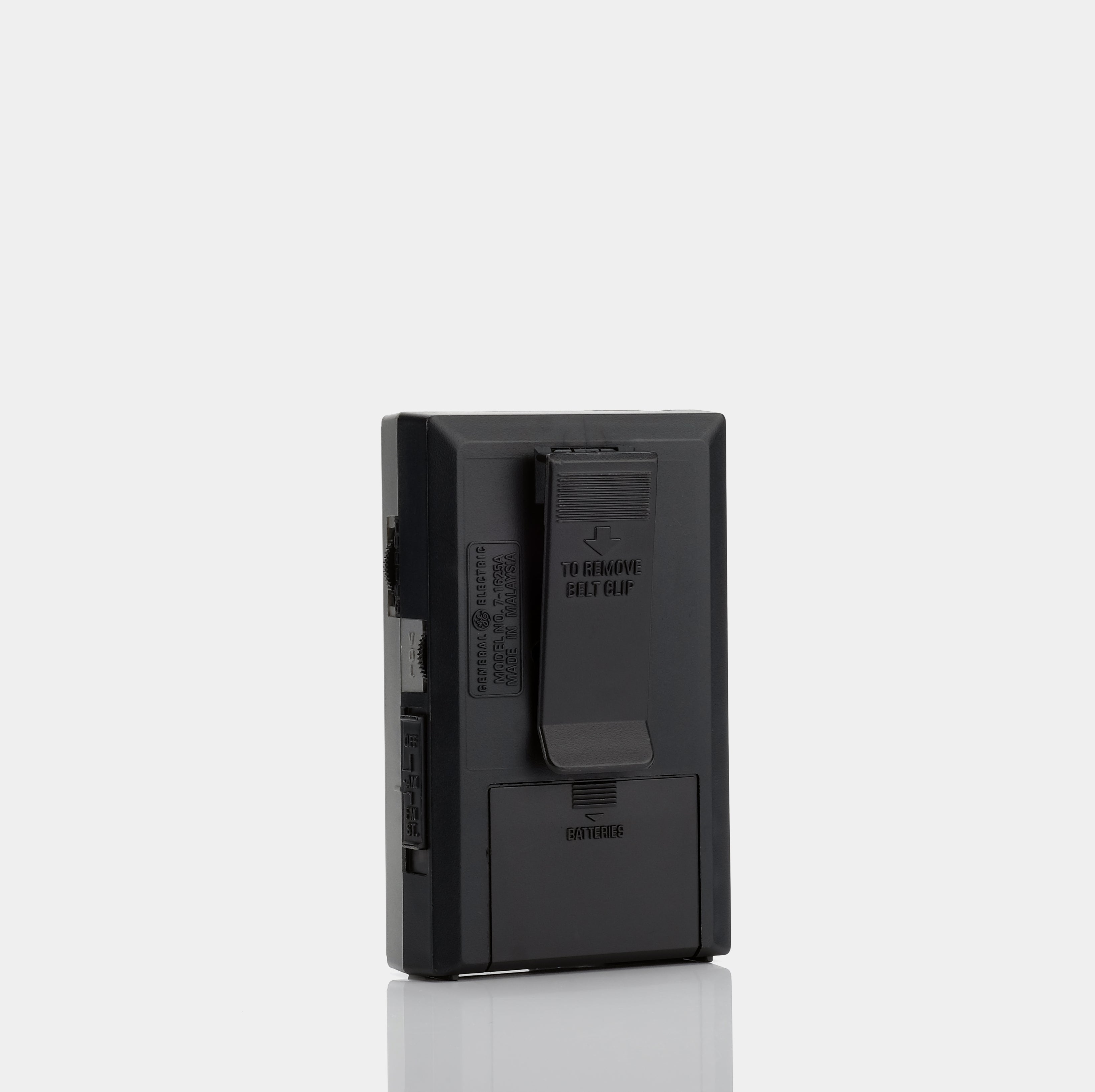 General Electric 7-1625A AM/FM Portable Radio