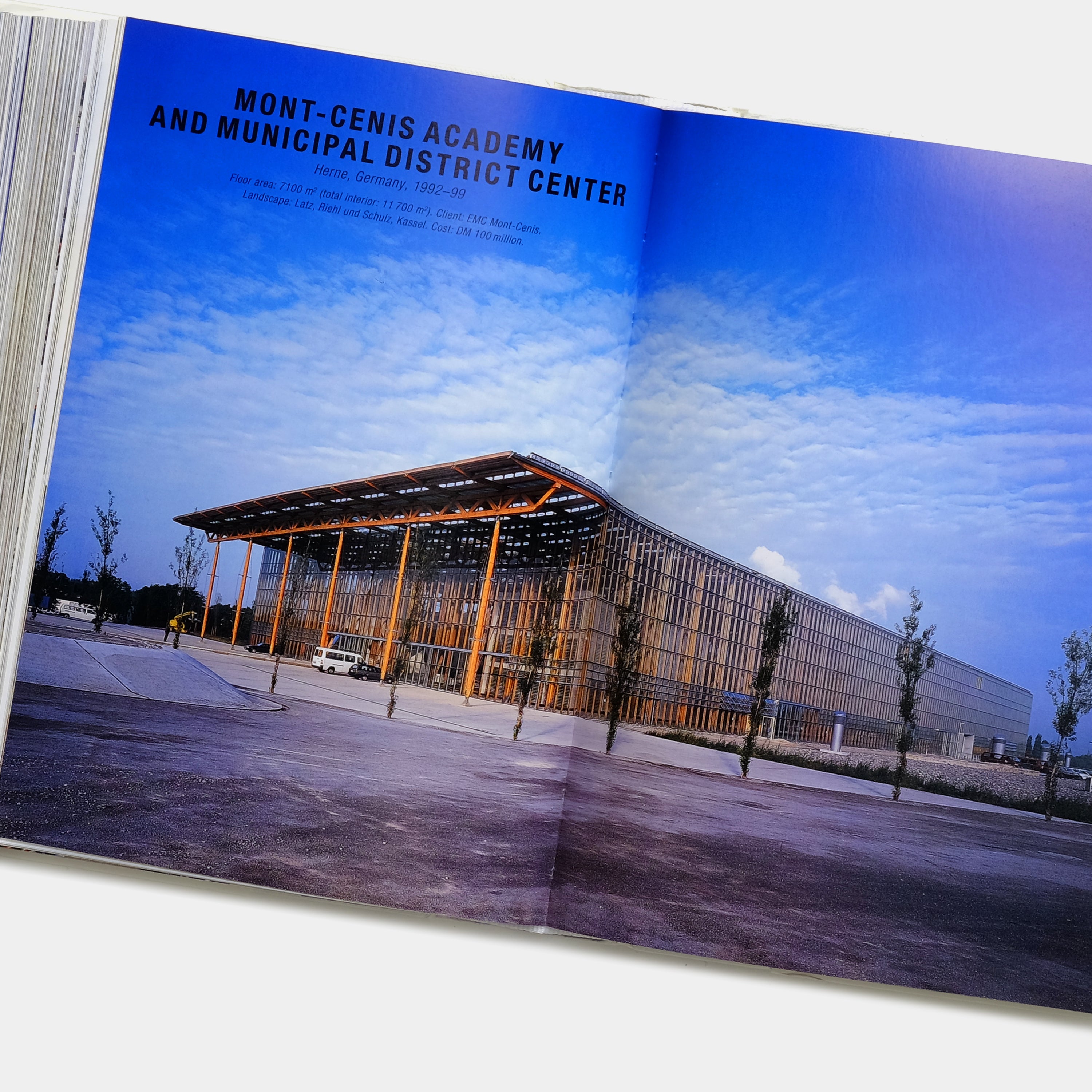 Green Architecture by Philip Jodidio Taschen Book