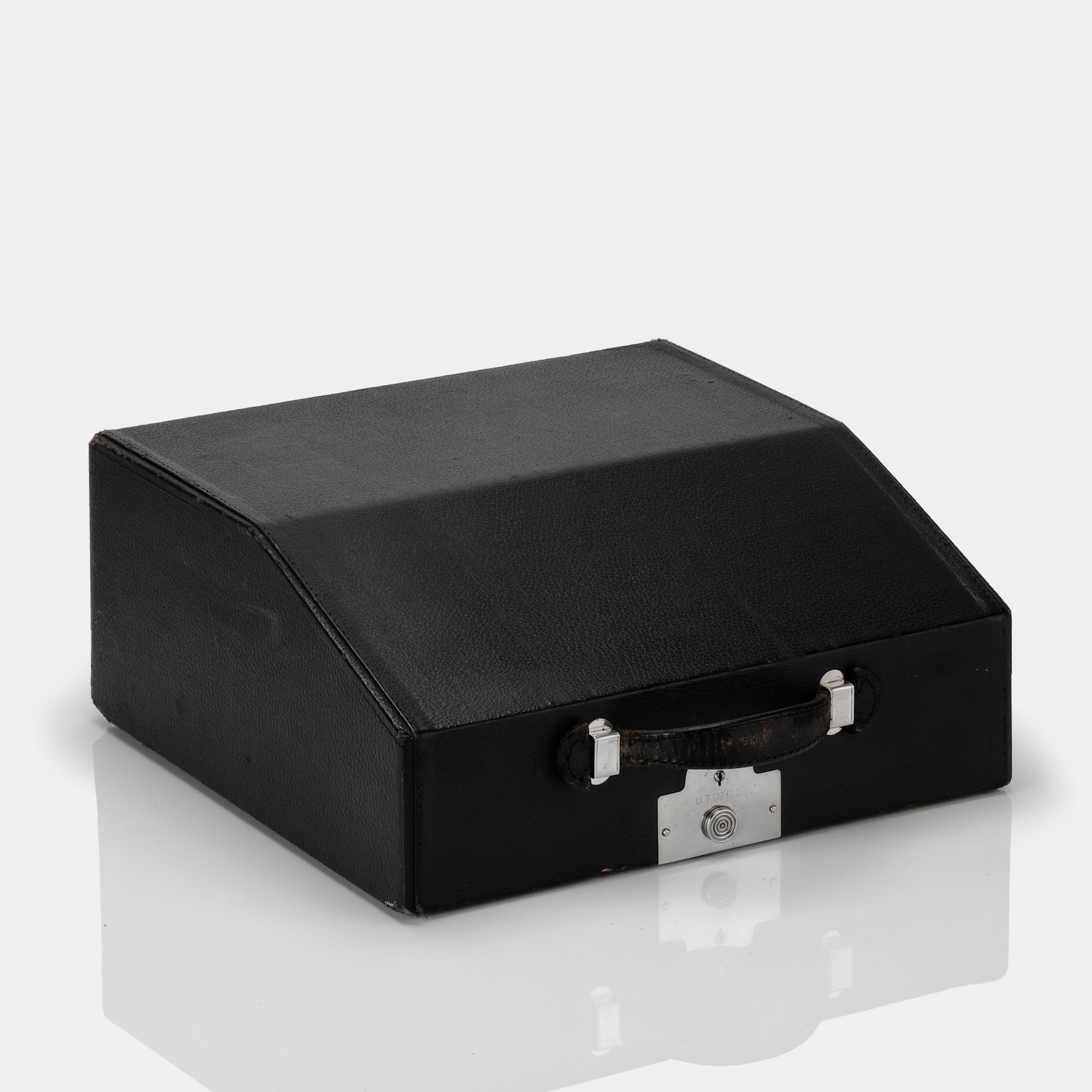 Underwood Standard Four Bank Green Woodgrain Manual Typewriter and Case