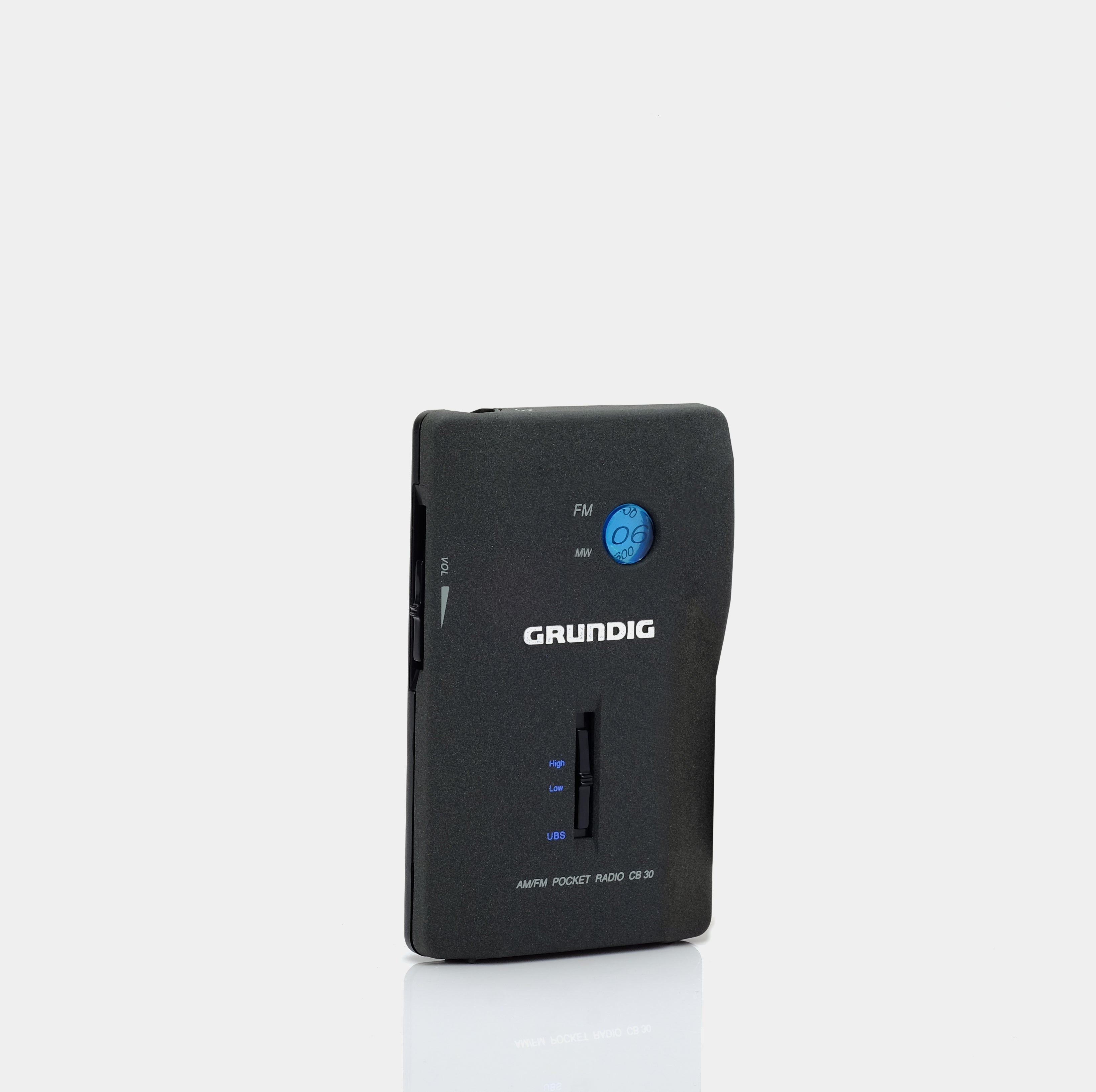 Grundig CB30 G.DF 80 AM/FM Portable Radio