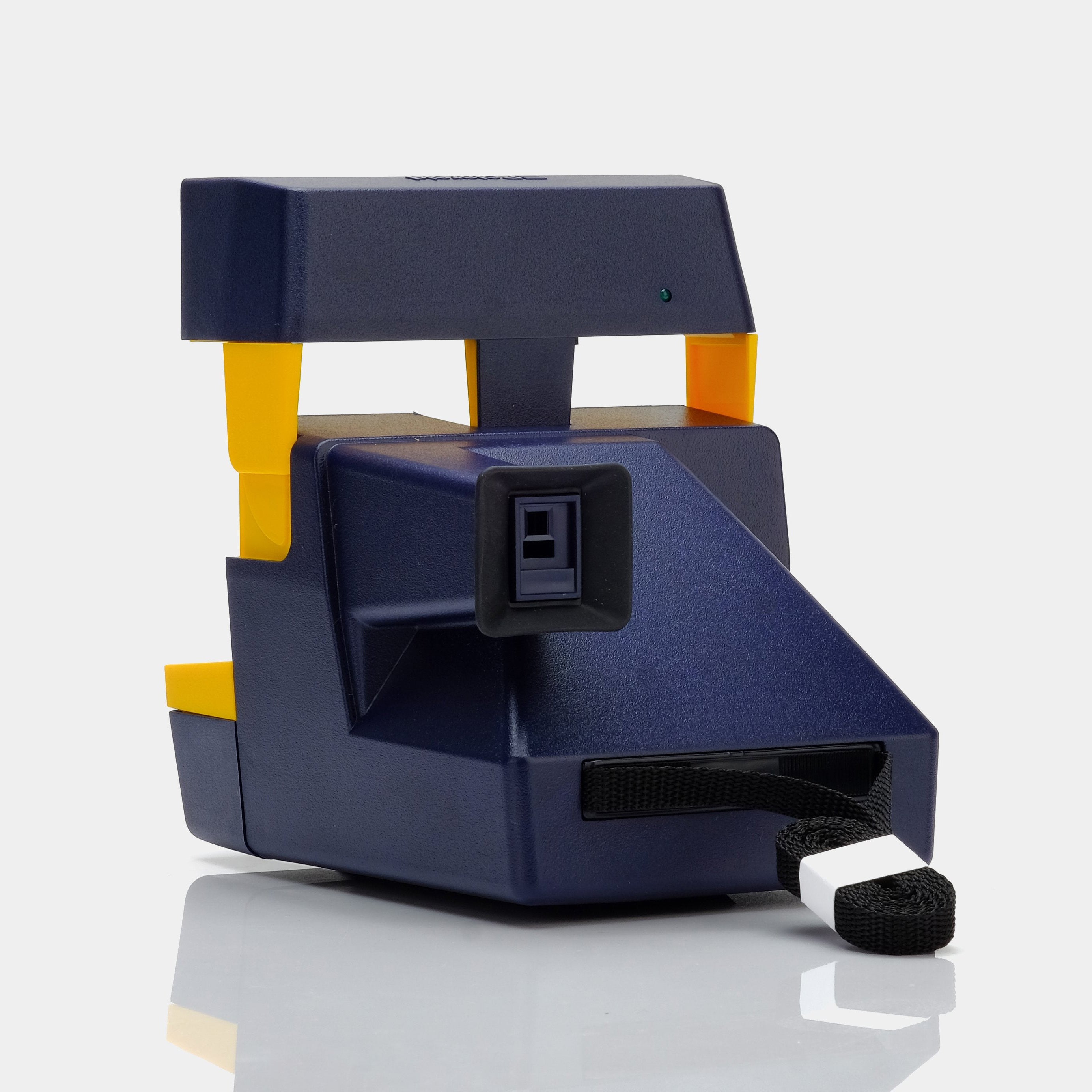 Polaroid 600 Milwaukee Flag Instant Film Camera