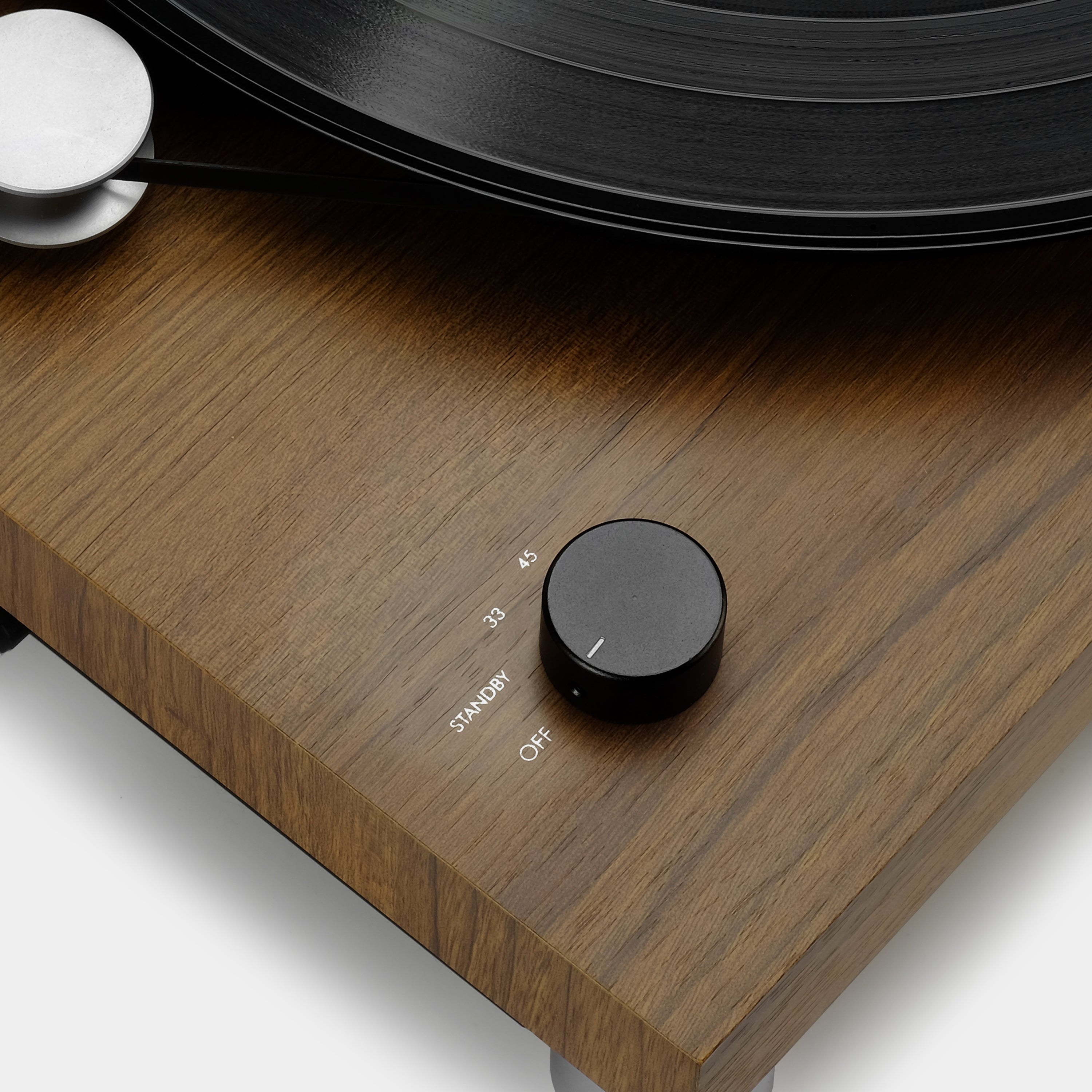 MORE HiFi Walnut Turntable