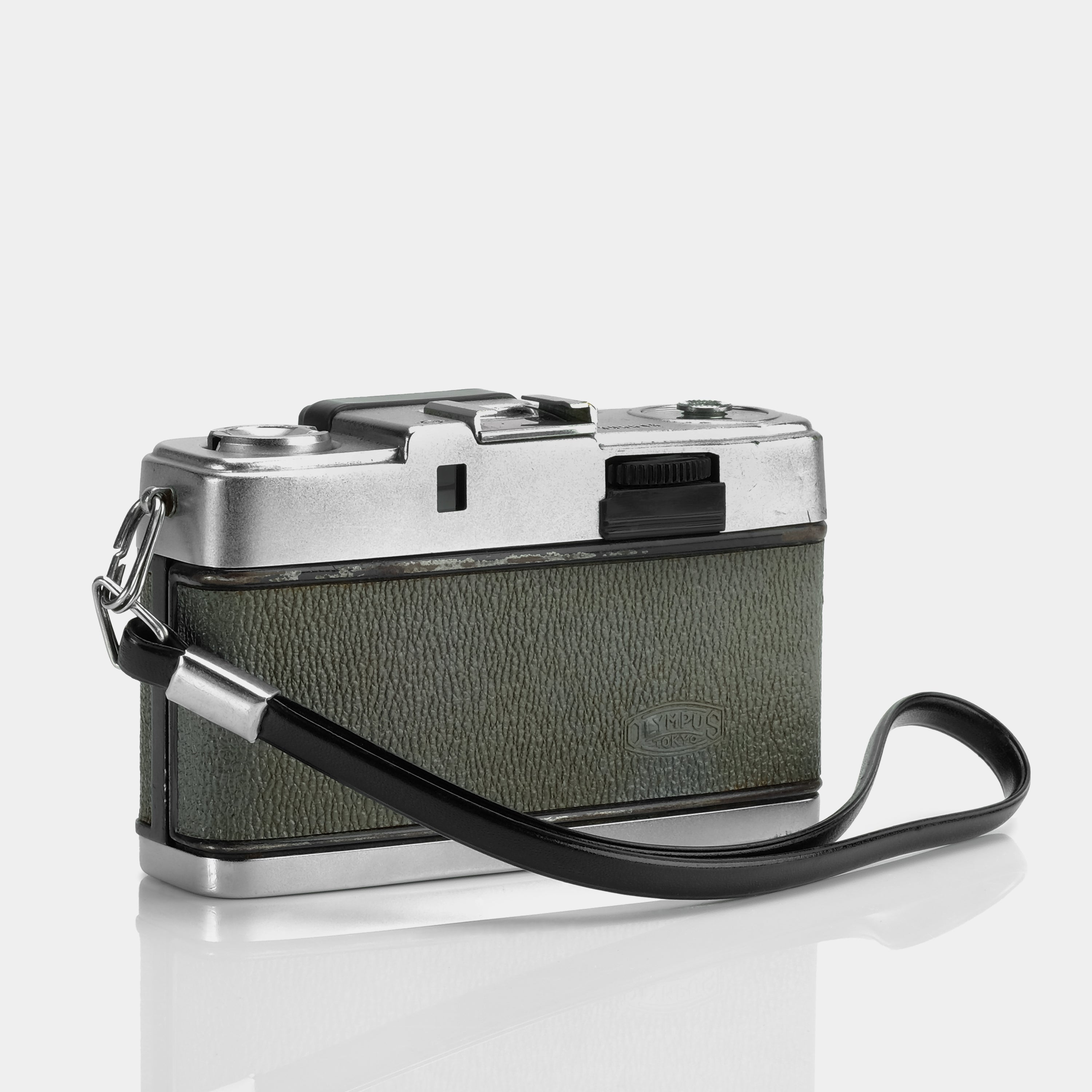 Olympus Pen (1st Model, Version 2) 35mm Film Camera